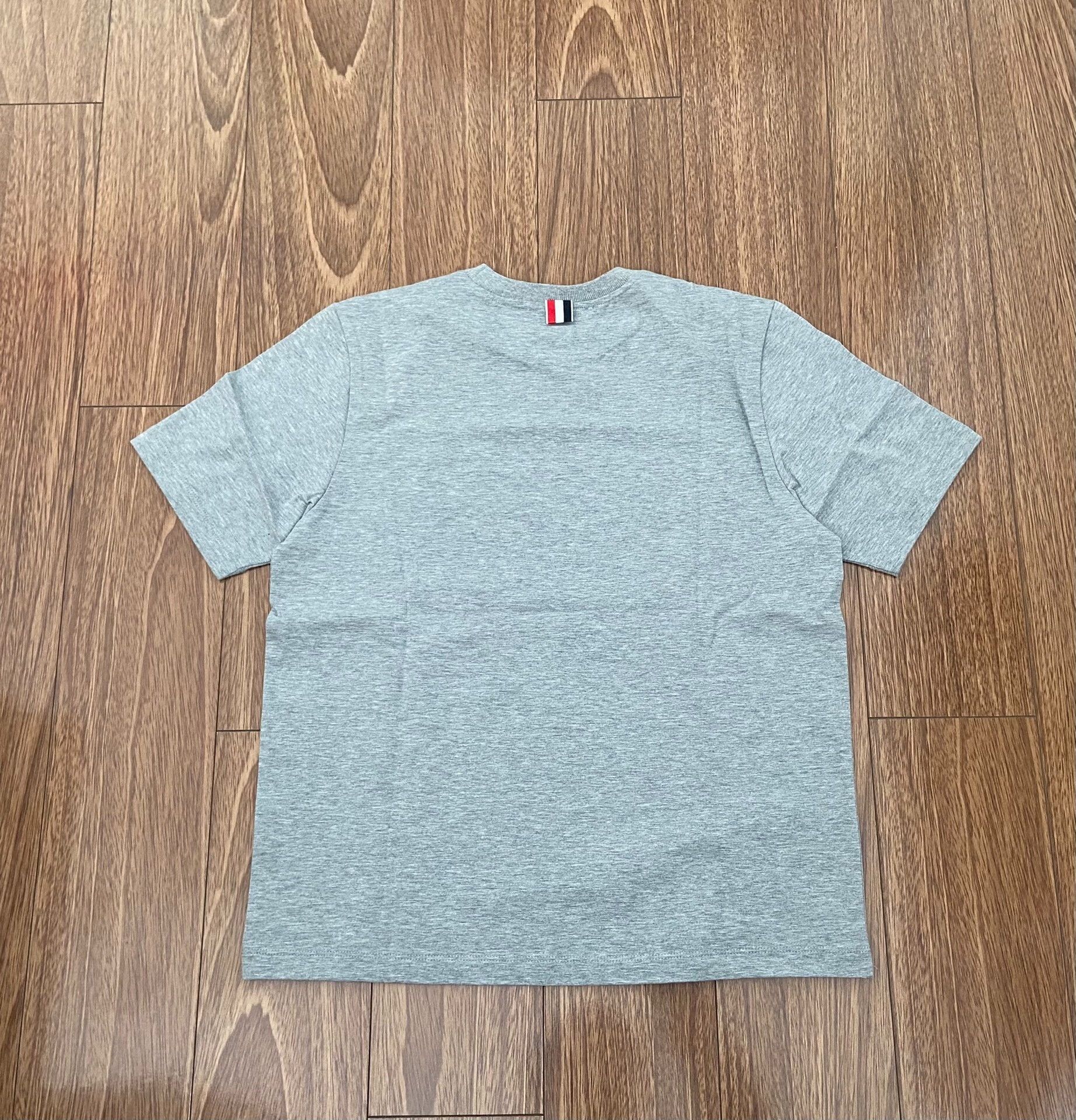 Thom Browne THOM BROWNE Basic Round Neck Solid Short-Sleeve T-Shirt Size US S / EU 44-46 / 1 - 2 Thumbnail