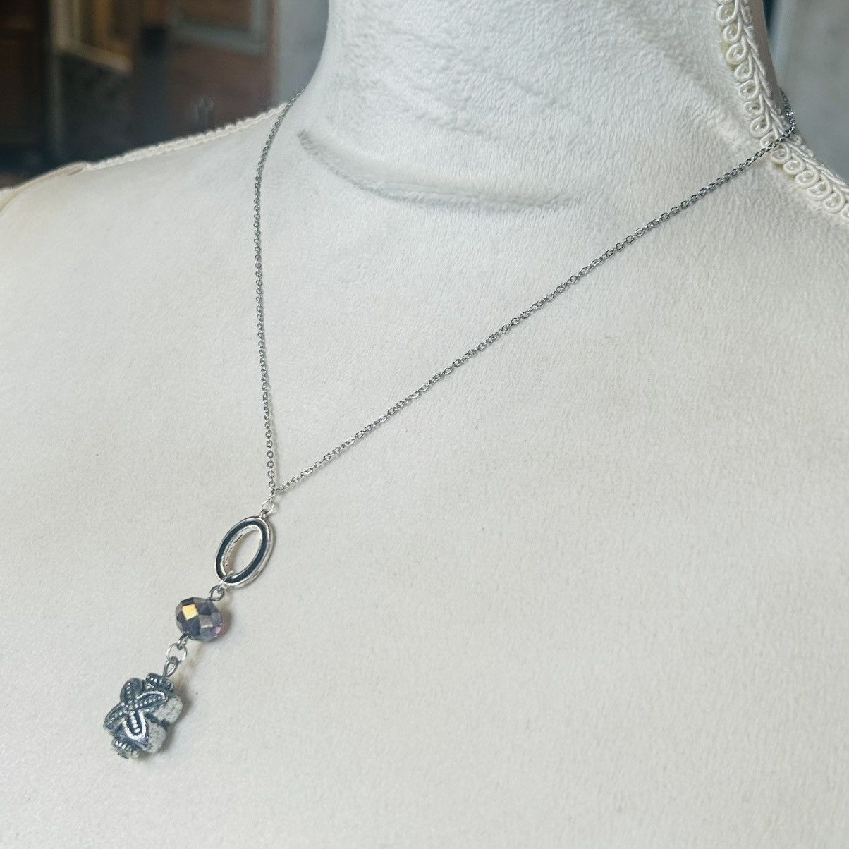 Handmade Handcrafted faceted glass crystal dangle pendant necklace Size ONE SIZE - 4 Thumbnail