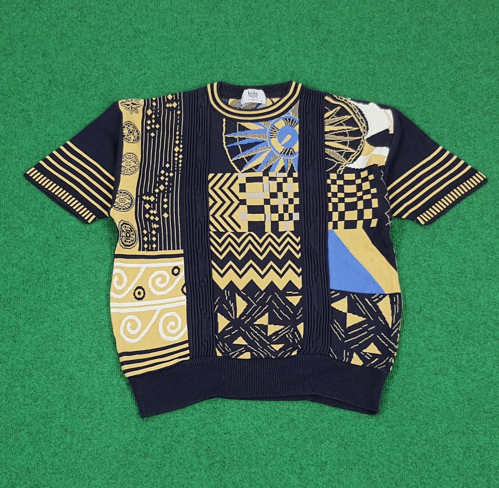 Other Vintage Modigliani Italian Designer Short Sweatshirts Size US S / EU 44-46 / 1 - 1 Thumbnail