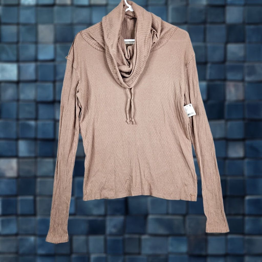 Vintage We The Free Women's Strawberry Roan Turtle Neck Ribbed Long Sleeve Top Sz S New Size S / US 4 / IT 40 - 1 Thumbnail
