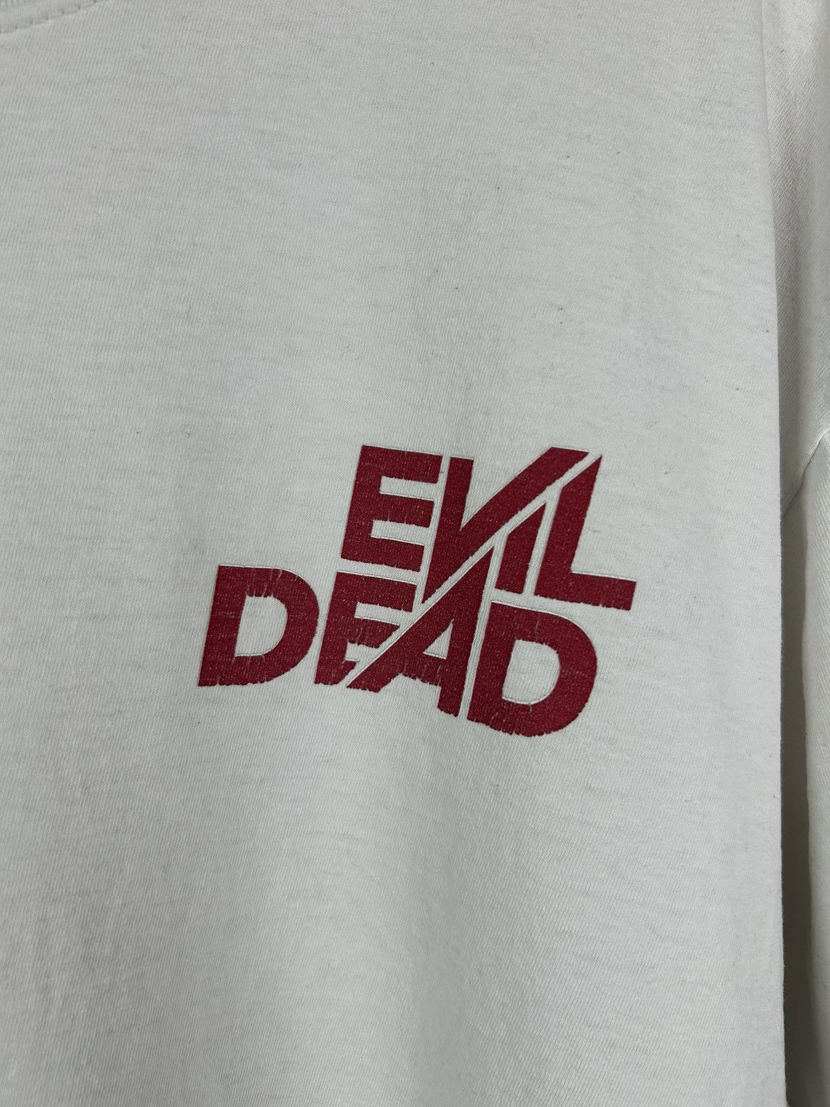 Vintage Vintage Style Evil Dead Horror Movie T-Shirt Size XL Size US XL / EU 56 / 4 - 8 Thumbnail