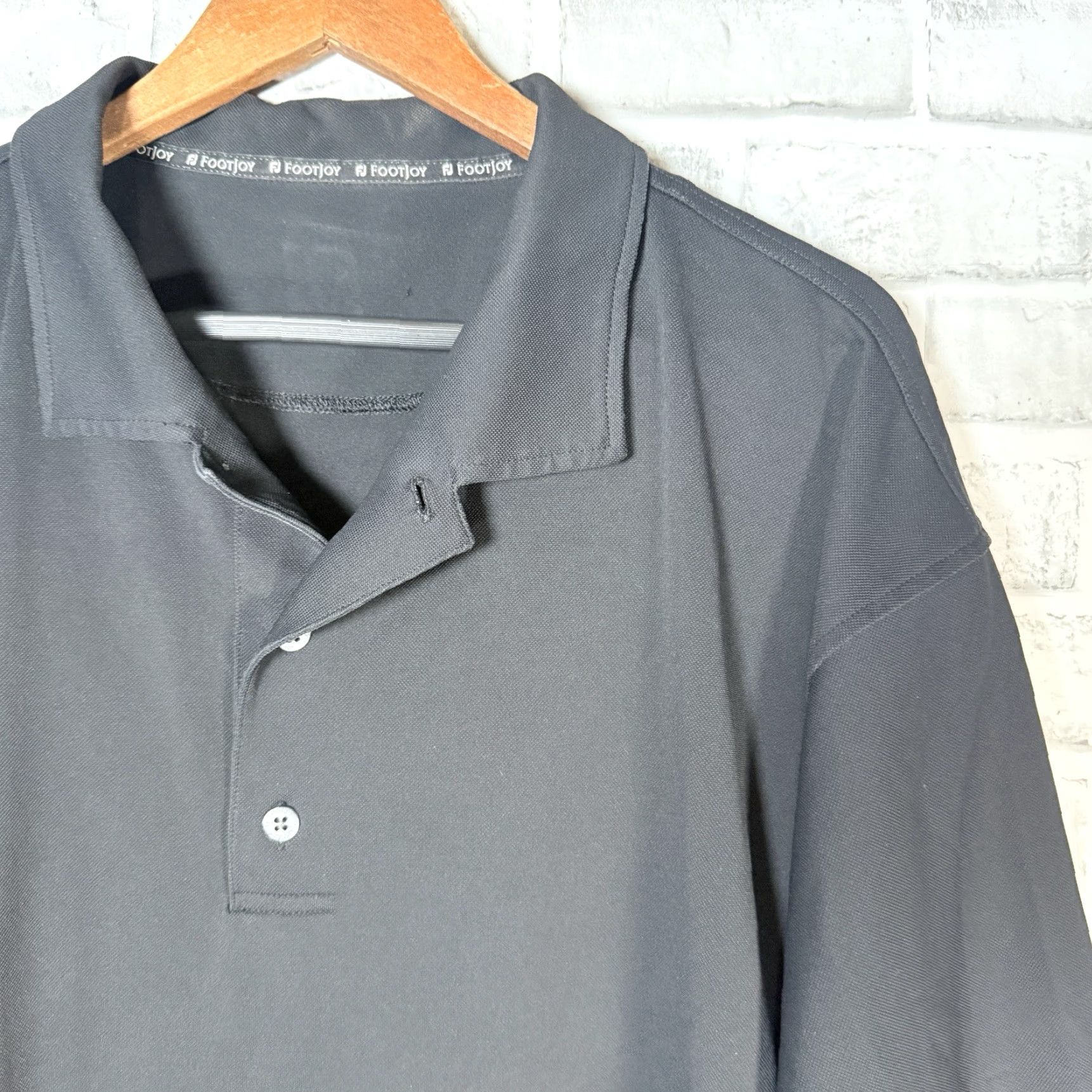 Footjoy FootJoy Black 100% Polyester Casual Polo Shirt Mens Size XXL Size US XXL / EU 58 / 5 - 2 Thumbnail