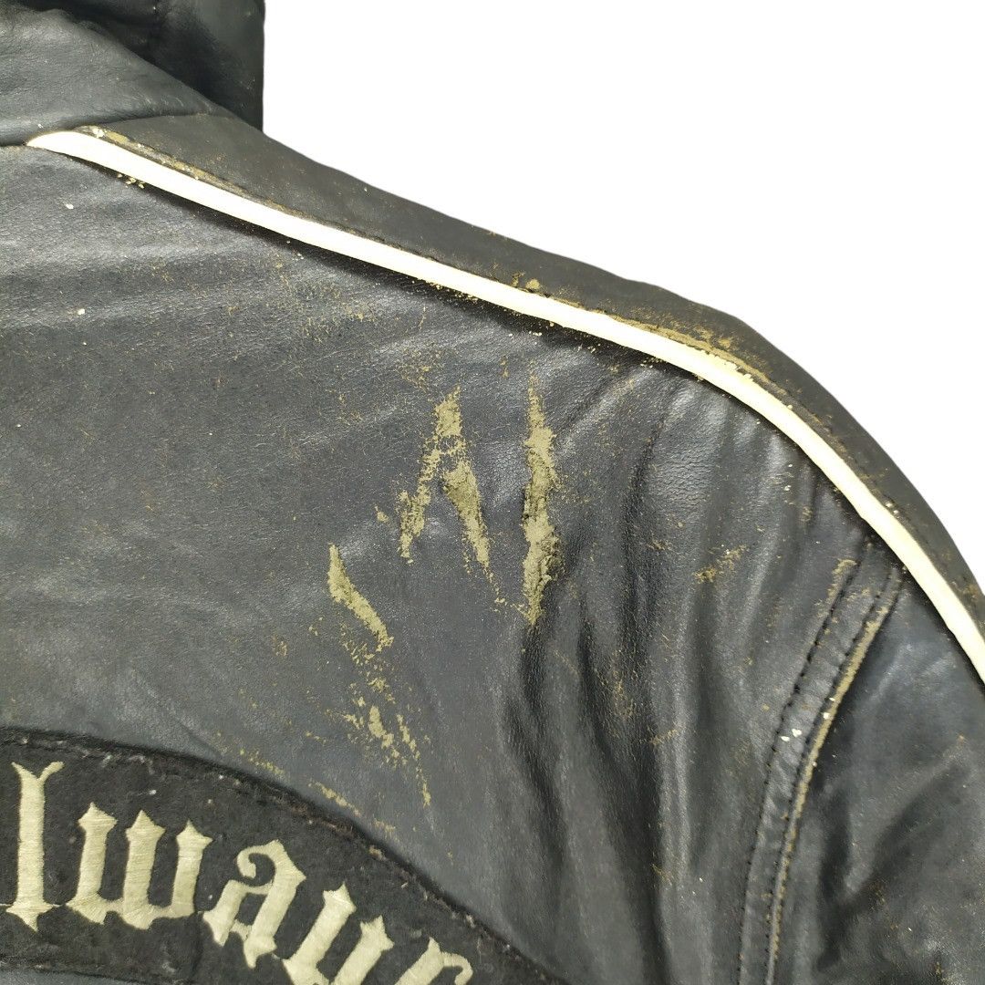 Harley Davidson TRASHED🔥 80's HD Patches Big Logo Leather Jacket #949 Size US M / EU 48-50 / 2 - 5 Thumbnail