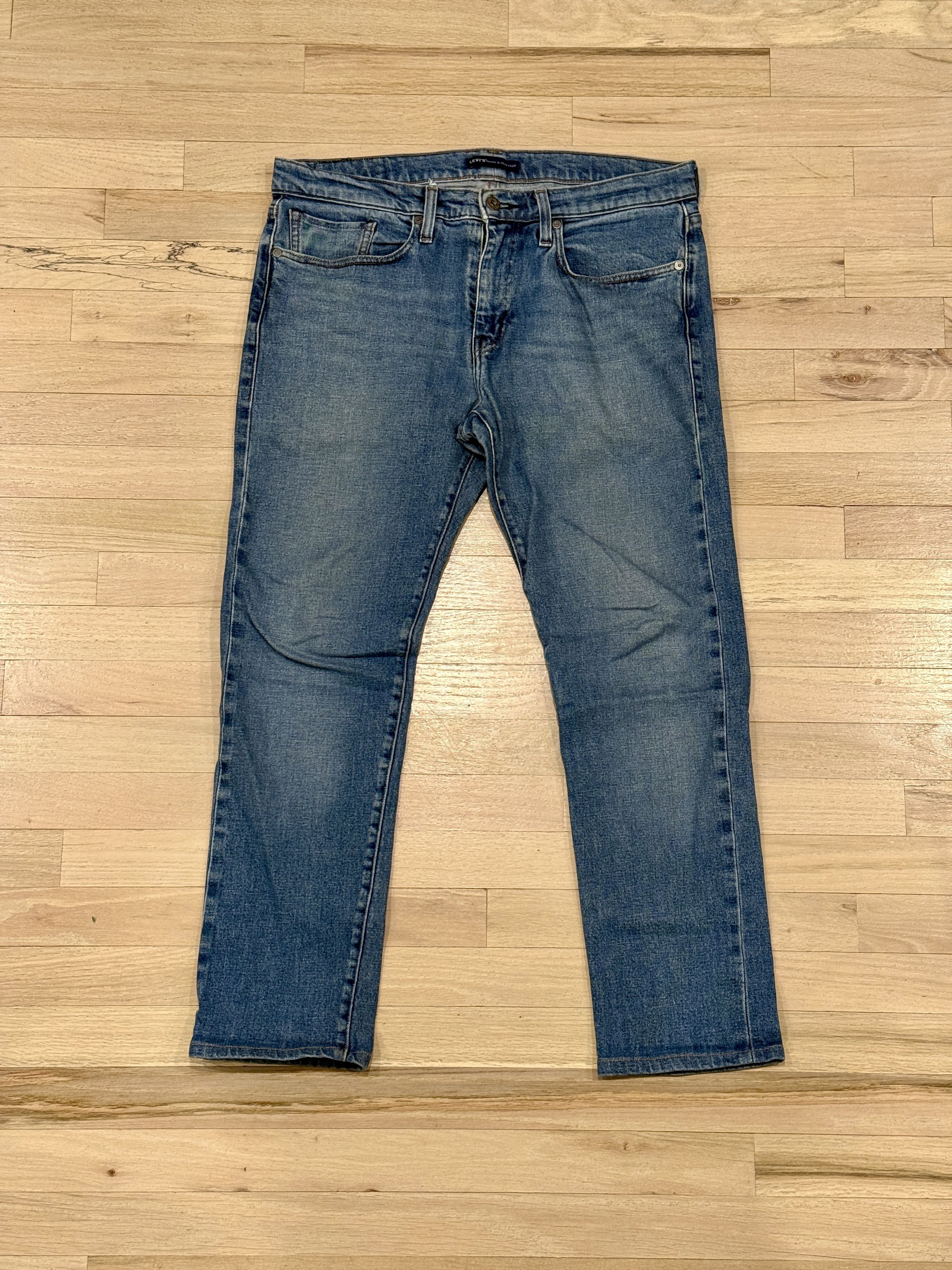 Levi's Made & Crafted Levi's Made and Crafted 502 Taper Stretch Denim Mid Wash Size US 31 - 1 Thumbnail