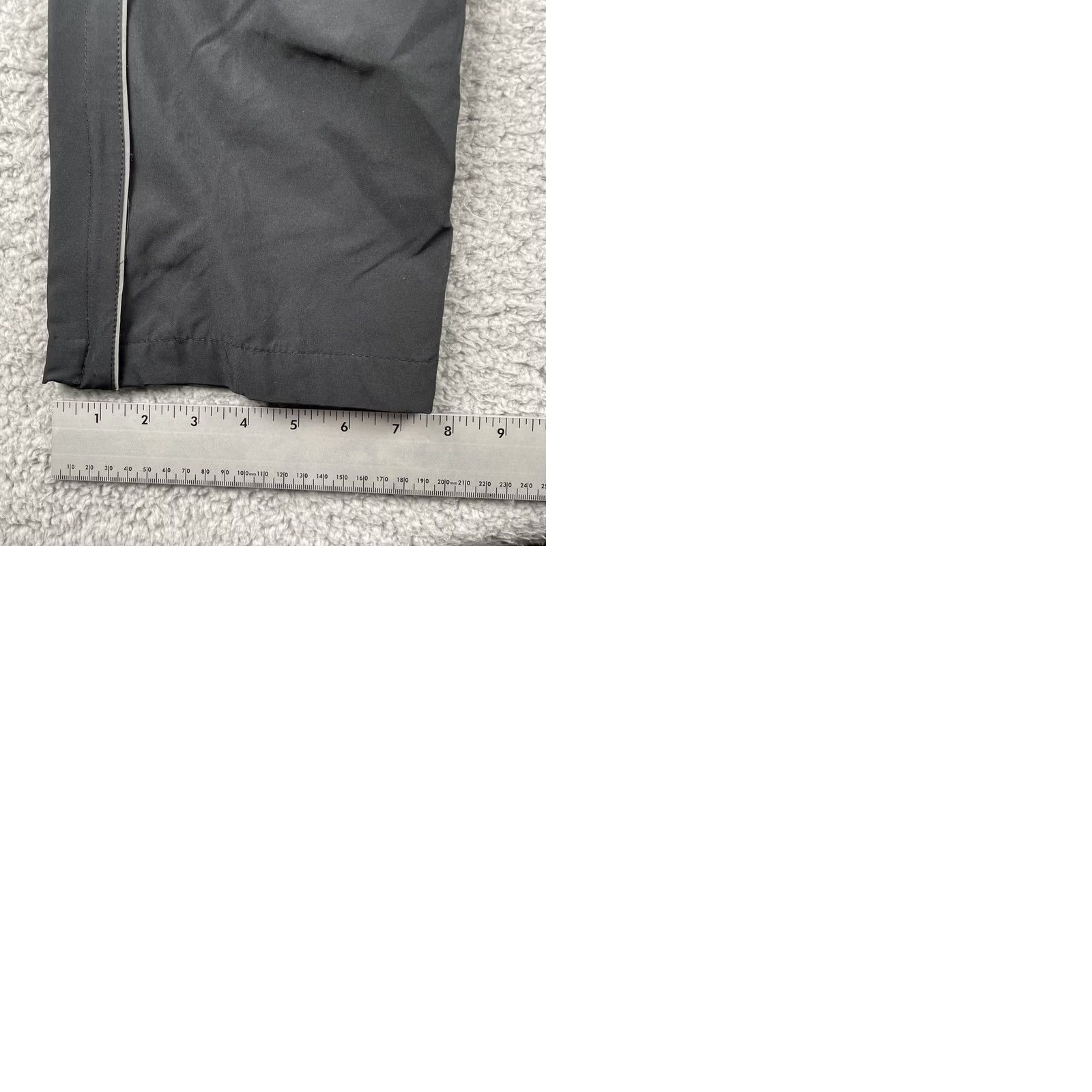 New Balance New Balance Mens Large Black Fleece Lined Jogger Pants Ankle Zip EUC Athletic Sports Mens L Size US 33 - 11 Thumbnail