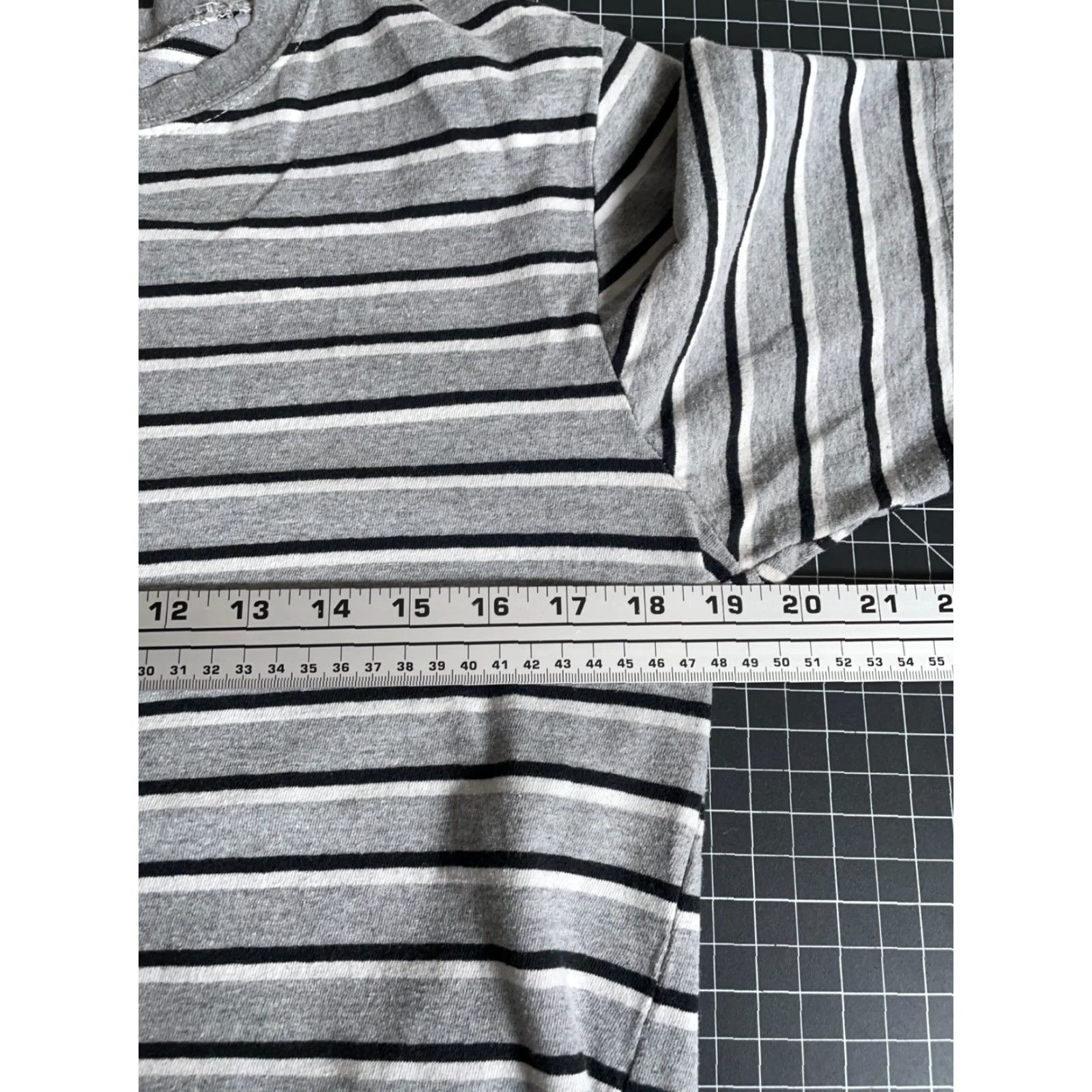 Vintage Y2K Striped T-Shirt Adult Medium Gray Black Skater Mission Ridge Size US M / EU 48-50 / 2 - 5 Thumbnail