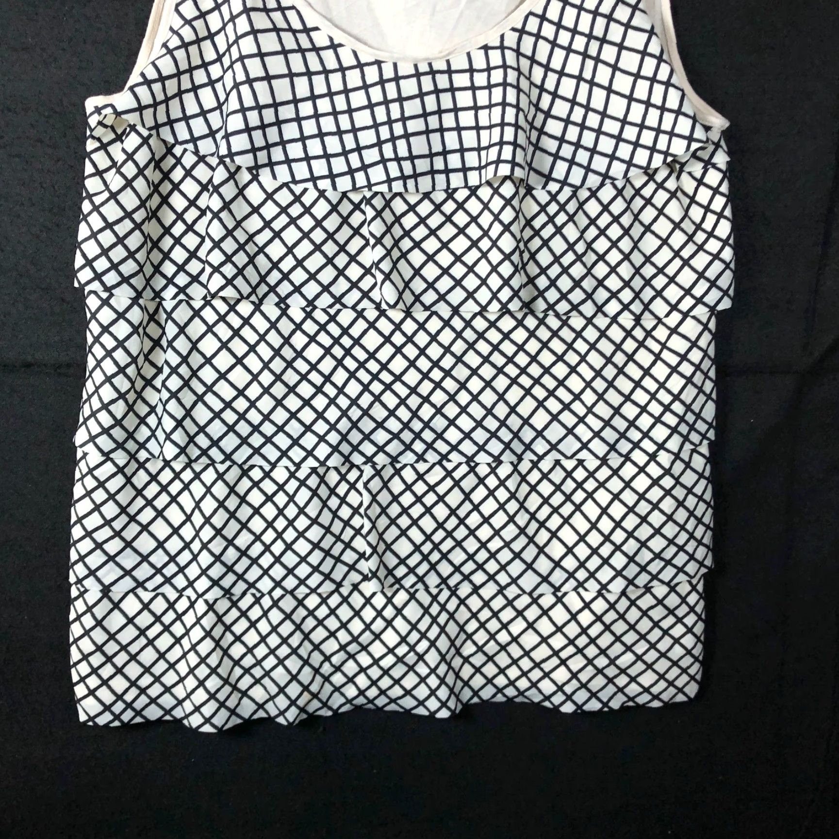 Ann Taylor Ann Taylor LOFT Womens Blouse Tank Black Cream Sleeveless Ruffle Scoop Neck L Size L / US 10 / IT 46 - 3 Thumbnail