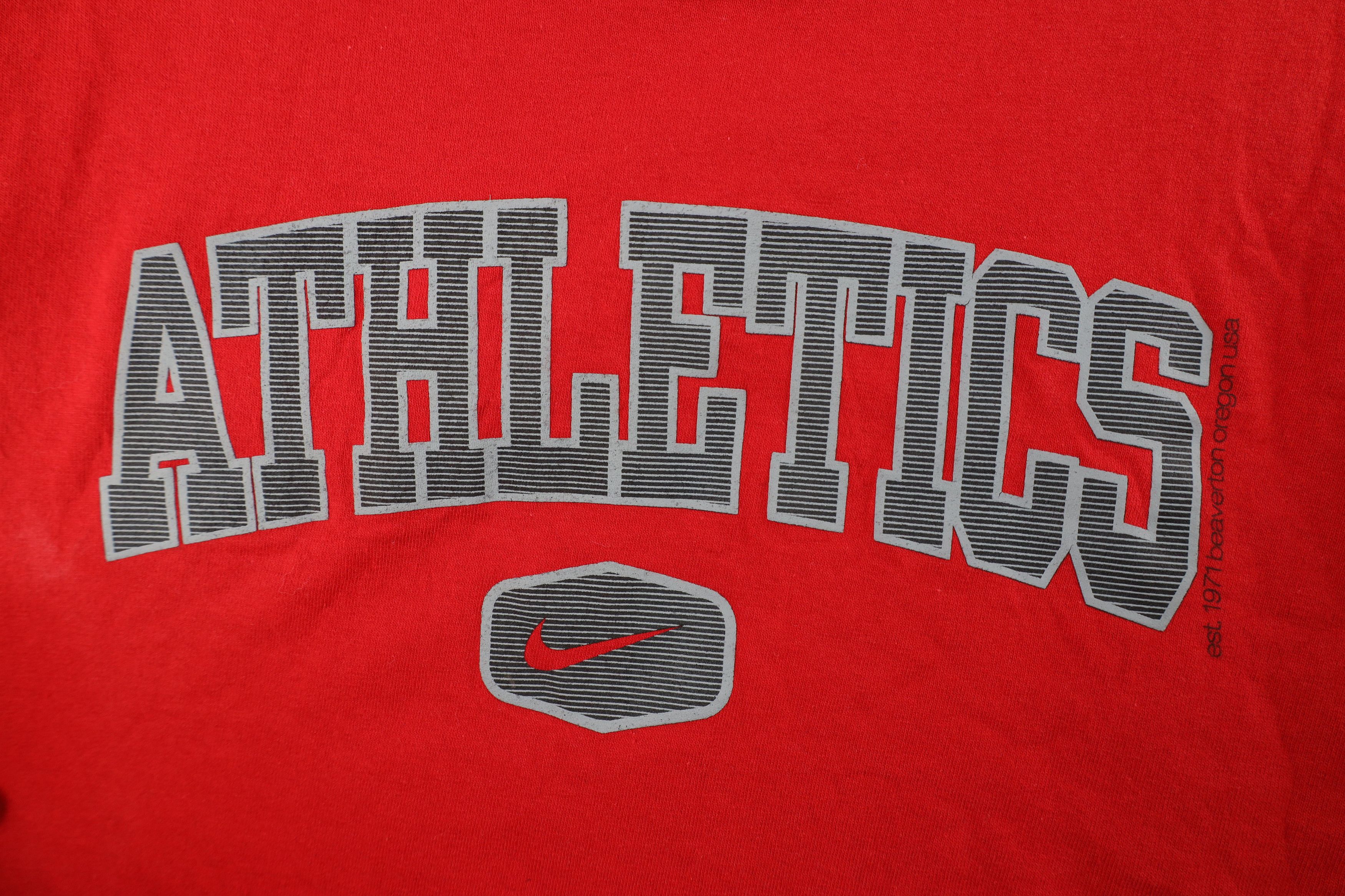 Nike Vintage Y2K Nike Swoosh Long Sleeve T-Shirt Red Cotton Size US M / EU 48-50 / 2 - 4 Thumbnail