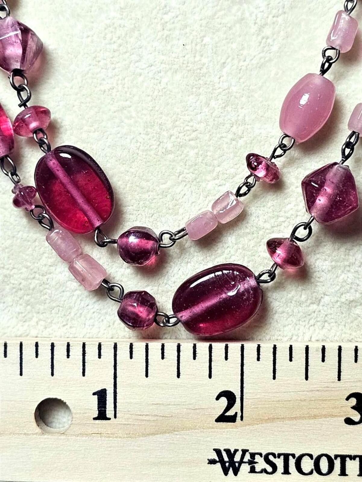 The Unbranded Brand Double Strand Glass Bead Necklace Choker in Multi Pink Hues Size ONE SIZE - 5 Thumbnail