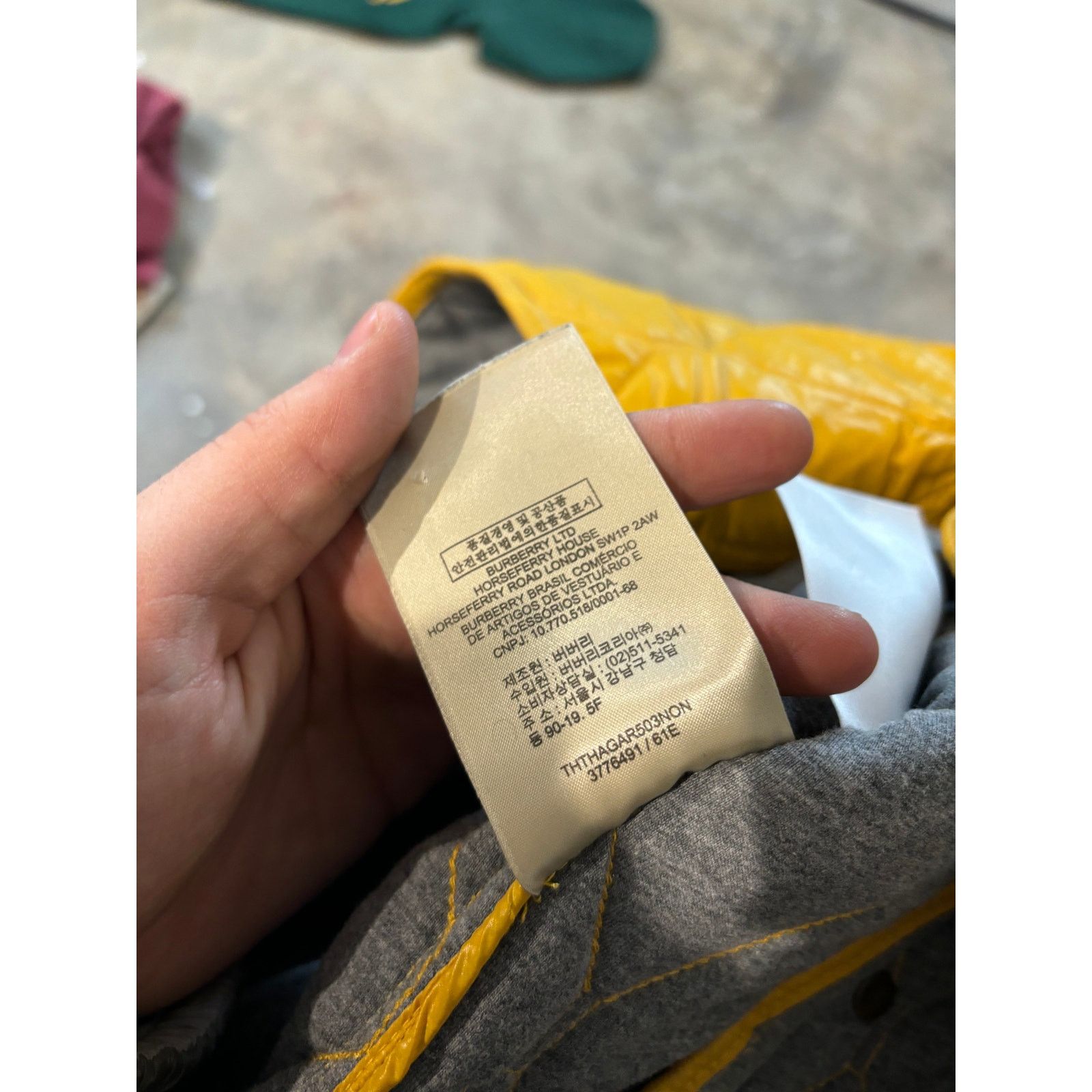 Burberry Burberry Light Jacket Yellow Used XL Size US XL / EU 56 / 4 - 5 Thumbnail