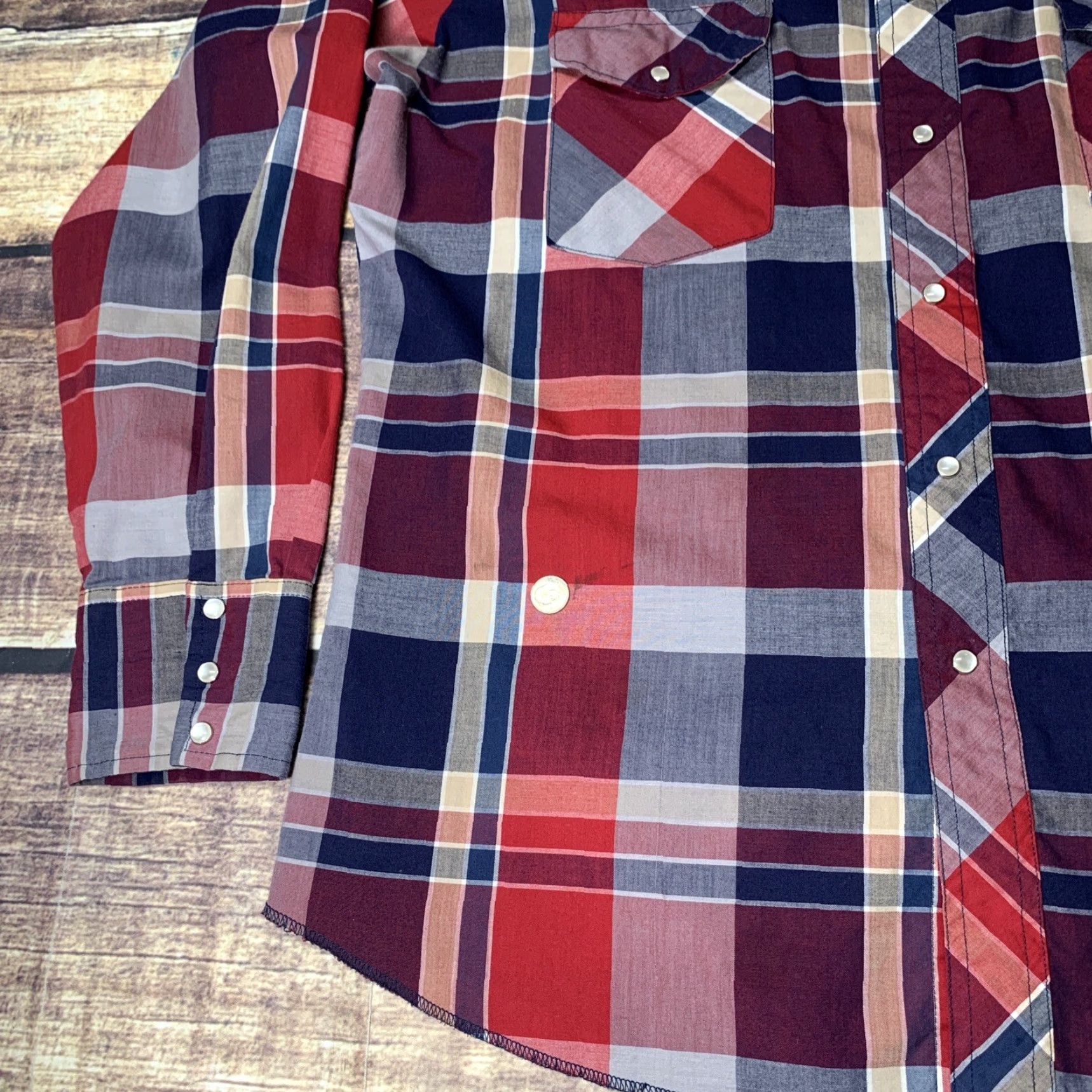 Wrangler VINTAGE Wrangler Shirt Long Sleeve Pearl Snap Mens XXL Red Blue White Plaid Western Size US XXL / EU 58 / 5 - 3 Thumbnail