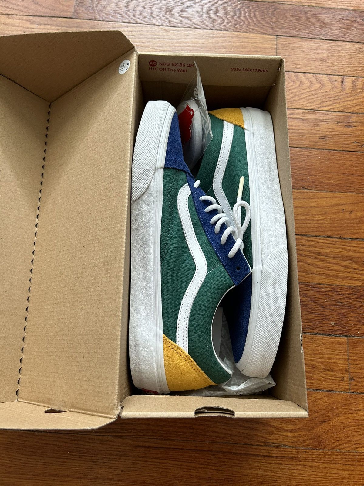 Vans Vans oldschool yacht club Size US 10 / EU 43 - 8 Thumbnail