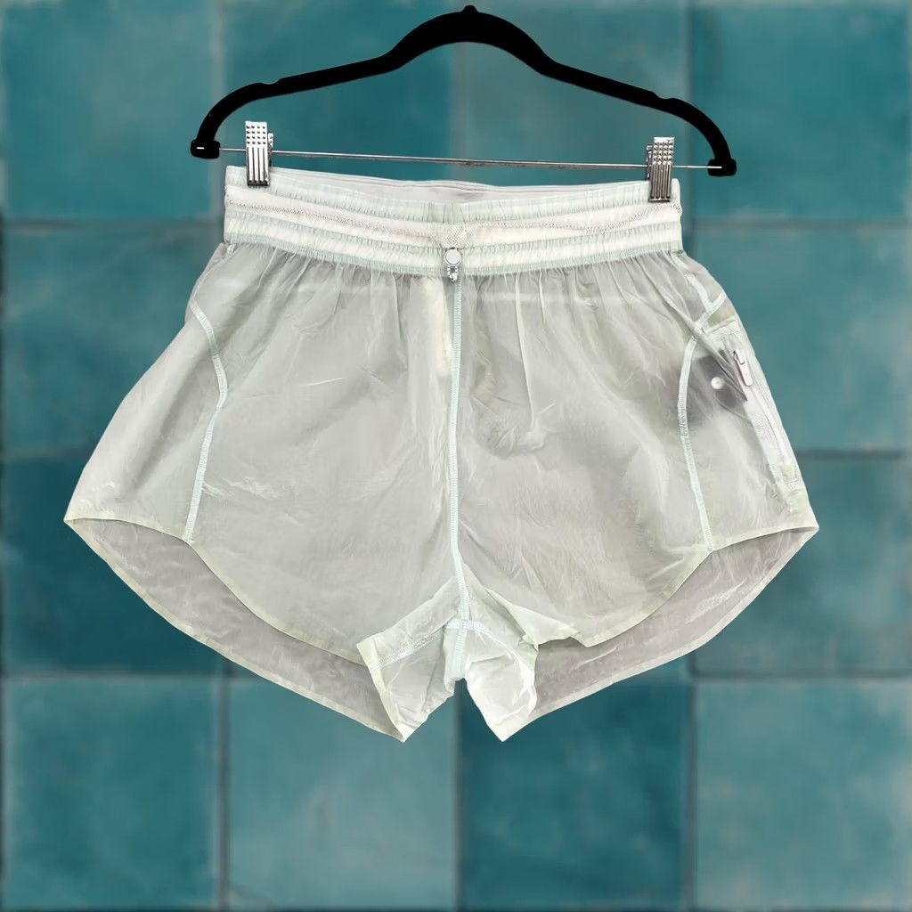 Lululemon Lululemon Running Shorts Womens 8 Green Packable Step Out Lightweight Sheer Size 30" / US 8 / IT 44 - 1 Thumbnail