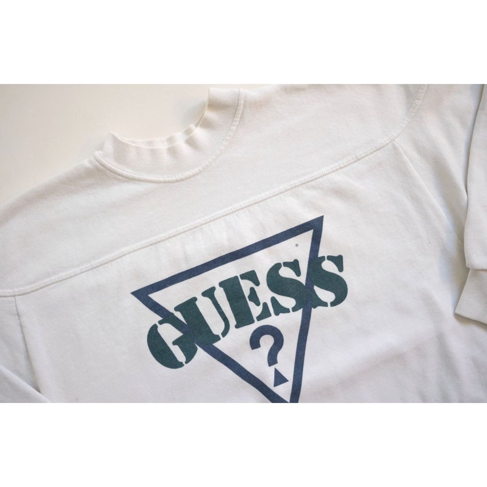 Guess VINTAGE GUESS? WHITE CREW SWEATSHIRT 80s 90s Y2K RETRO GRAPHIC 1988 SZ L MEN Size US L / EU 52-54 / 3 - 5 Thumbnail