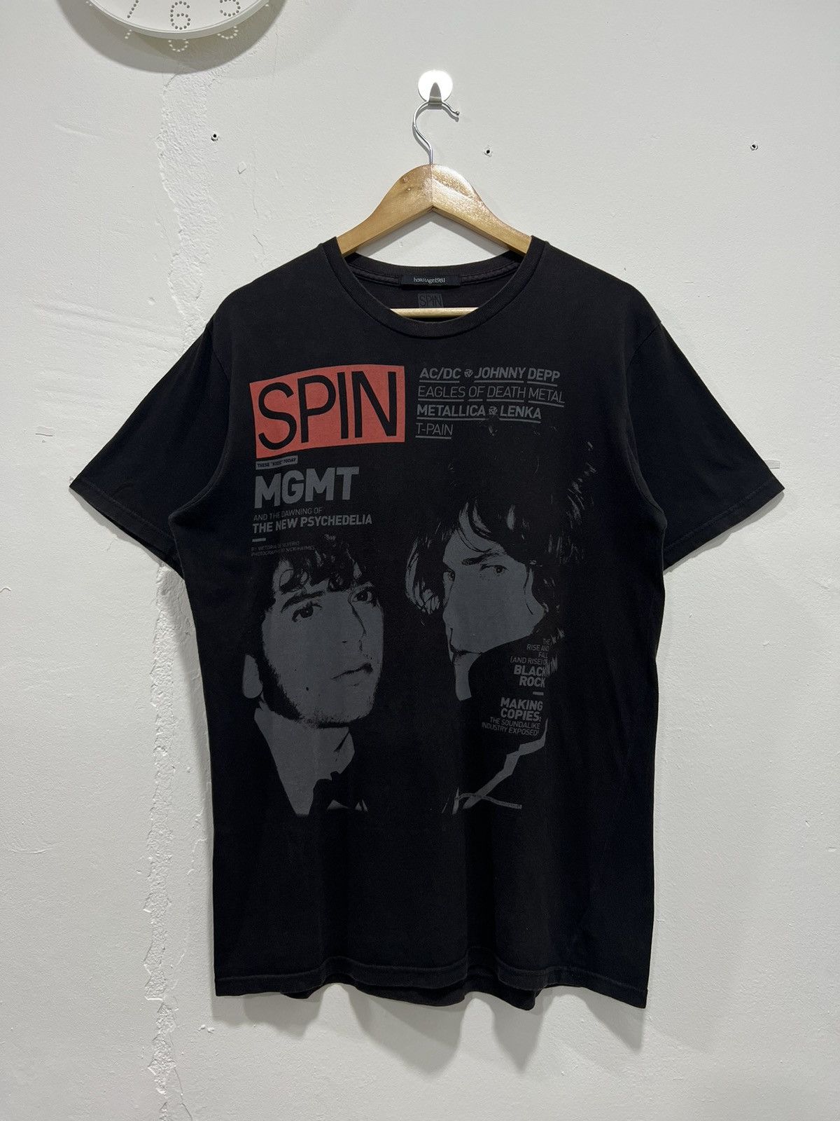 Vintage Spin Cover Magazine Acdc & Johnny Depp Tshirt