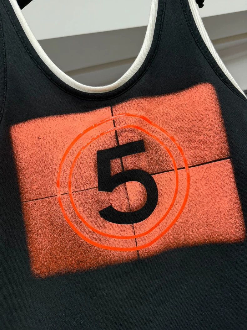 Chanel Chanel No. 5 digital black vest Size XXS / US 00 / IT 34 - 2 Thumbnail