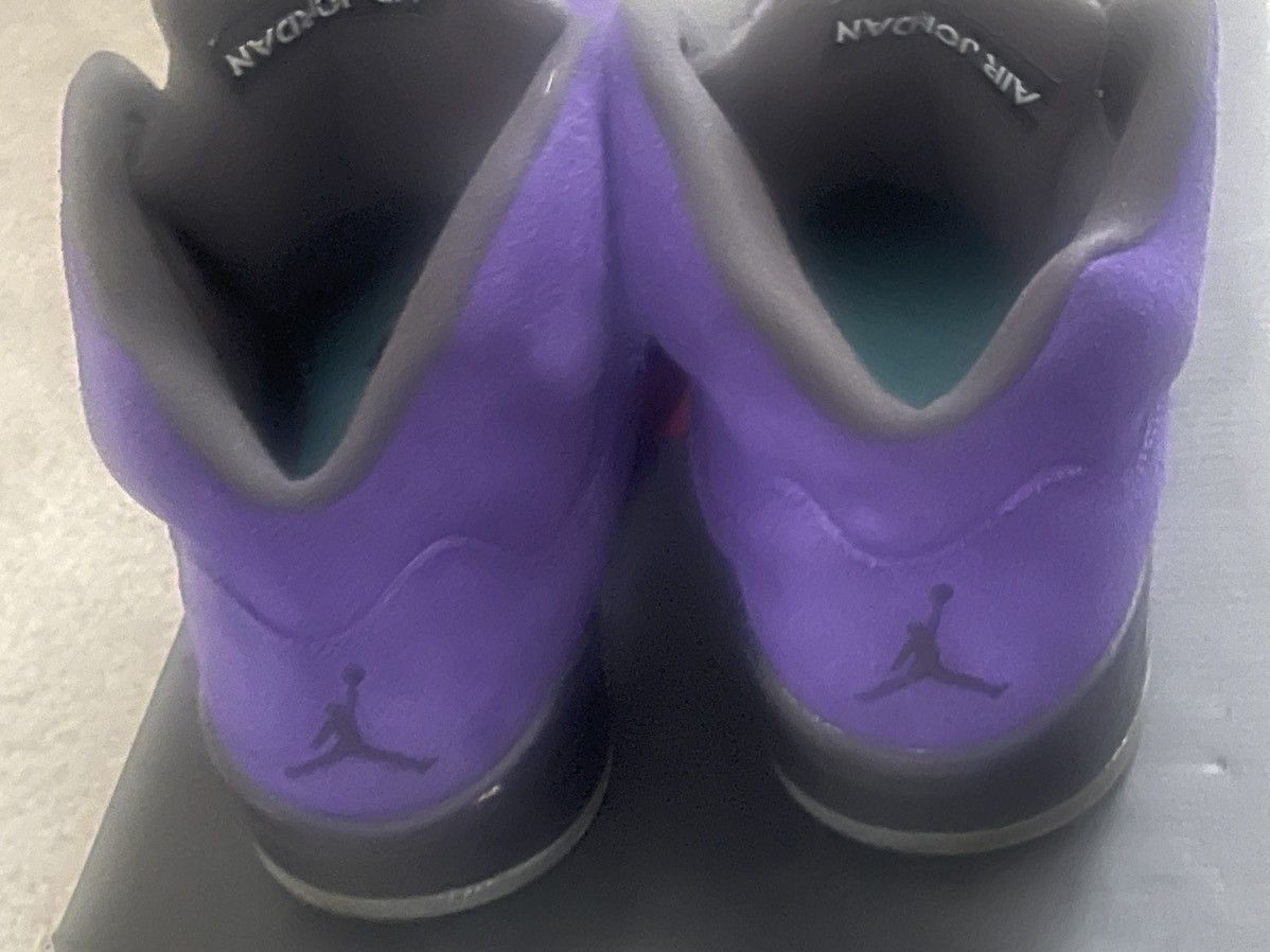 Jordan Brand Jordan 5 Retro Alternate Grape Size US 10 / EU 43 - 3 Thumbnail