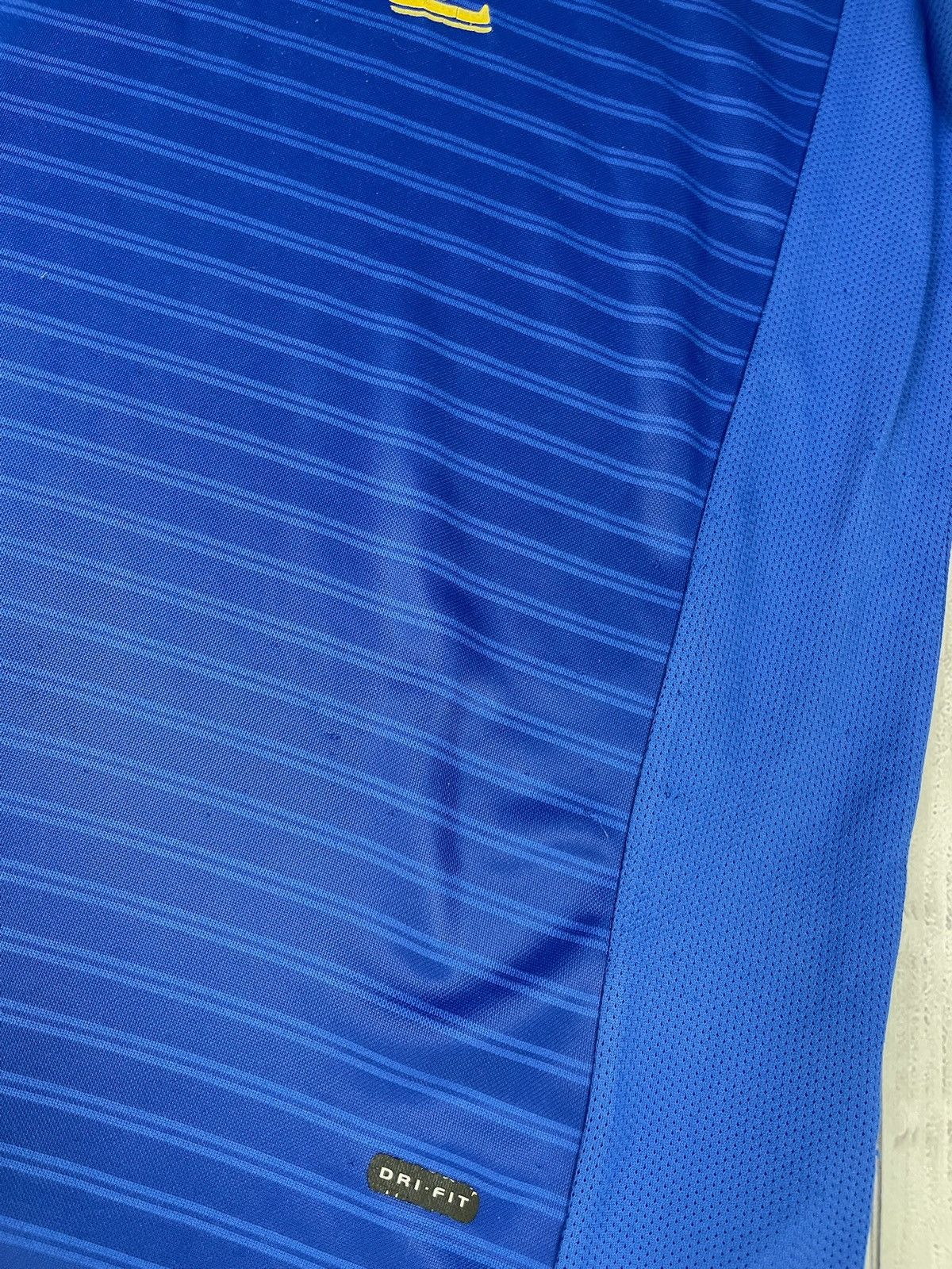 Nike Vintage nike Leeds soccer jersey blue logo size XXL Size US XXL / EU 58 / 5 - 3 Thumbnail