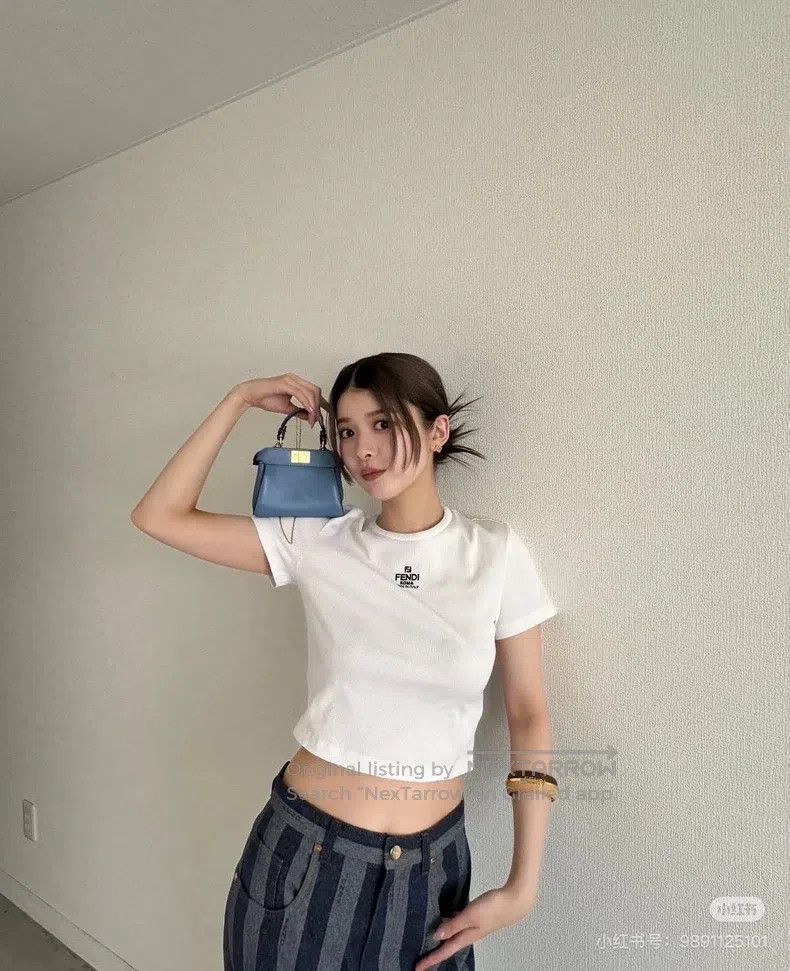 Fendi Fendi White short sleeve small logo knit top Size M / US 6-8 / IT 42-44 - 4 Thumbnail