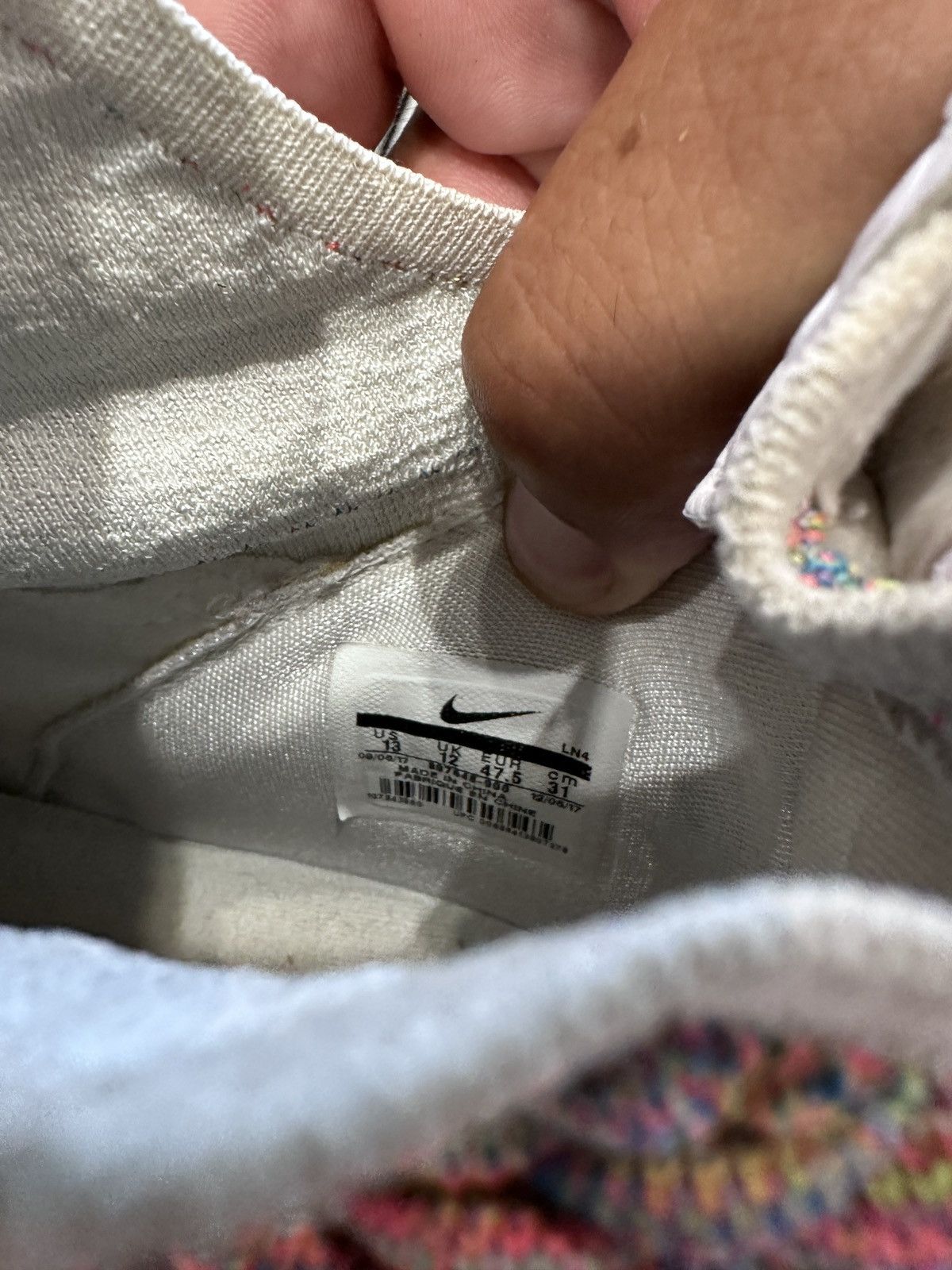 Nike Nike Lebron 15 “Fruity Pebbles” Size US 13 / EU 46 - 8 Thumbnail