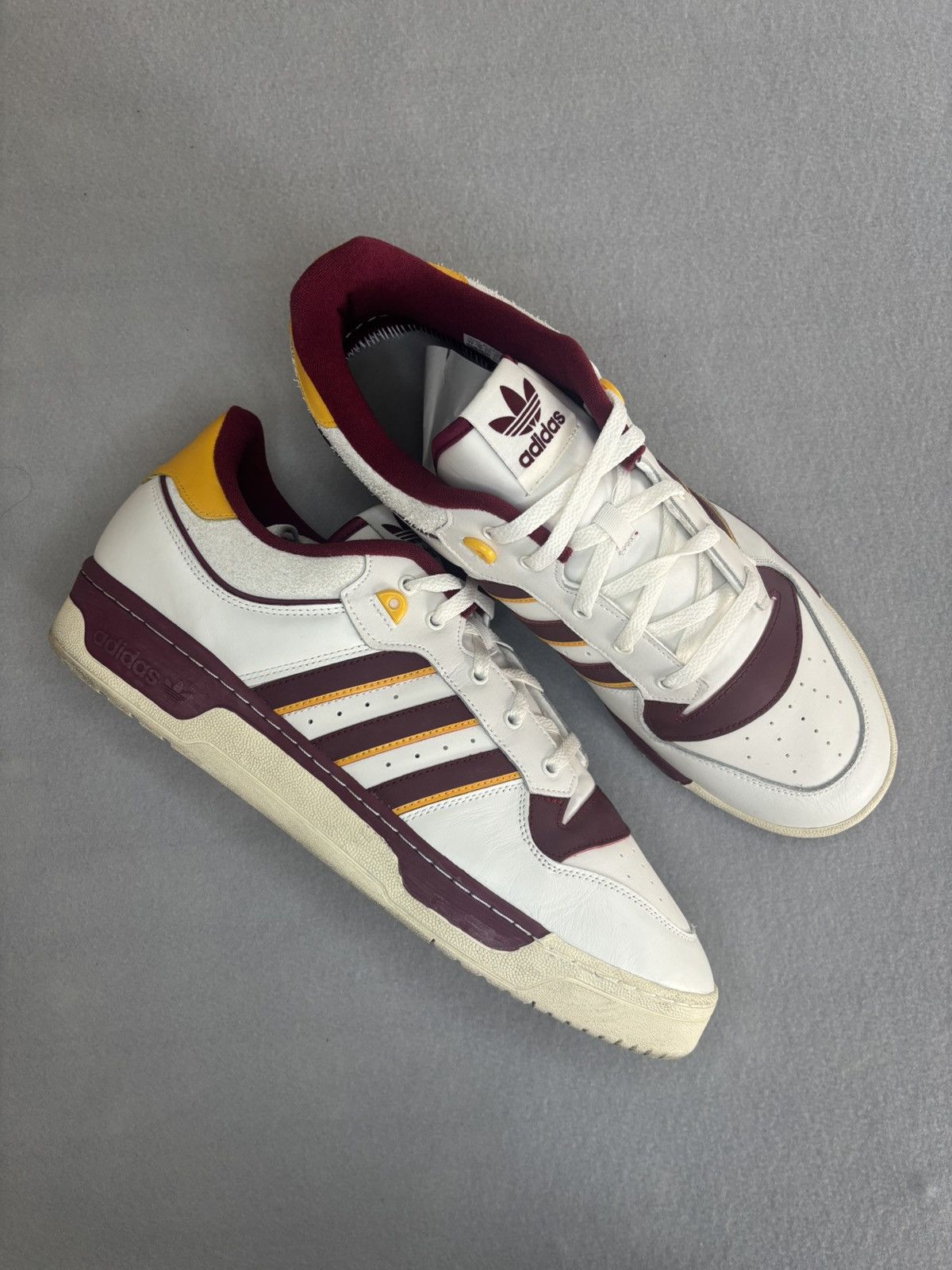 Adidas Adidas Rivalry Low Size 17 White Burgundy Retro Basketball Size US 15 / EU 48 - 4 Thumbnail
