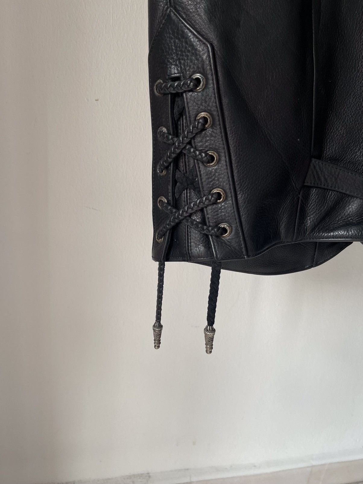 Chrome Hearts 1995 Iconic Chrome Hearts Six Button Leather Vest Size US M / EU 48-50 / 2 - 9 Thumbnail
