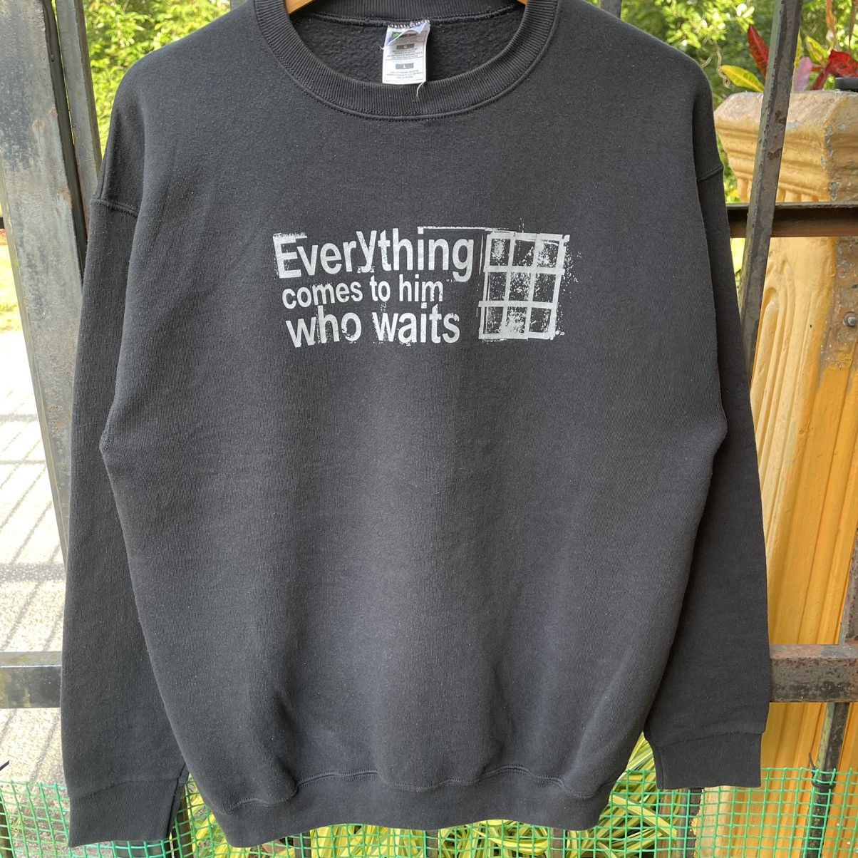 Fruit Of The Loom 🔥Vintage 90s Everything Comes To Him Who Waits Sweatshirts Size US M / EU 48-50 / 2 - 5 Thumbnail