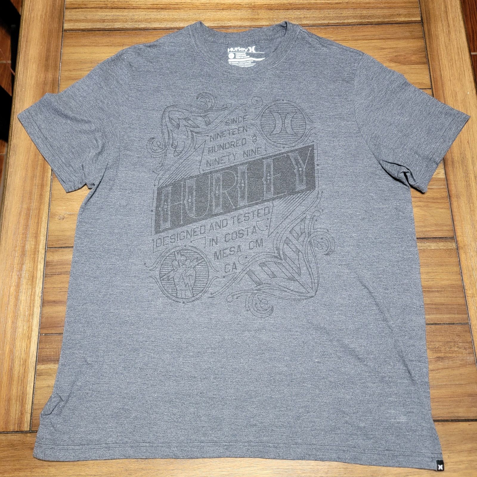 Hurley Hurley Dark Grey Unisex Tee "Since 1999" Size XL Size US XL / EU 56 / 4 - 1 Thumbnail