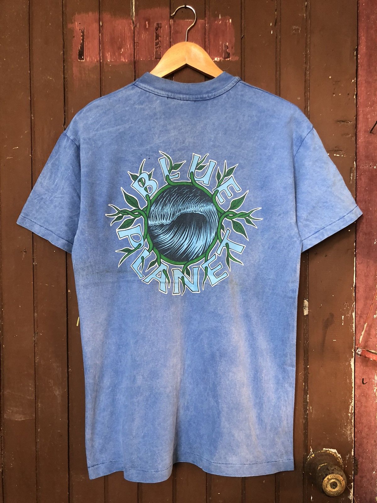 Japanese Brand Vintage 80s Blue Planet Hawaii Surf Gear Backhit Tee Size US M / EU 48-50 / 2 - 1 Thumbnail