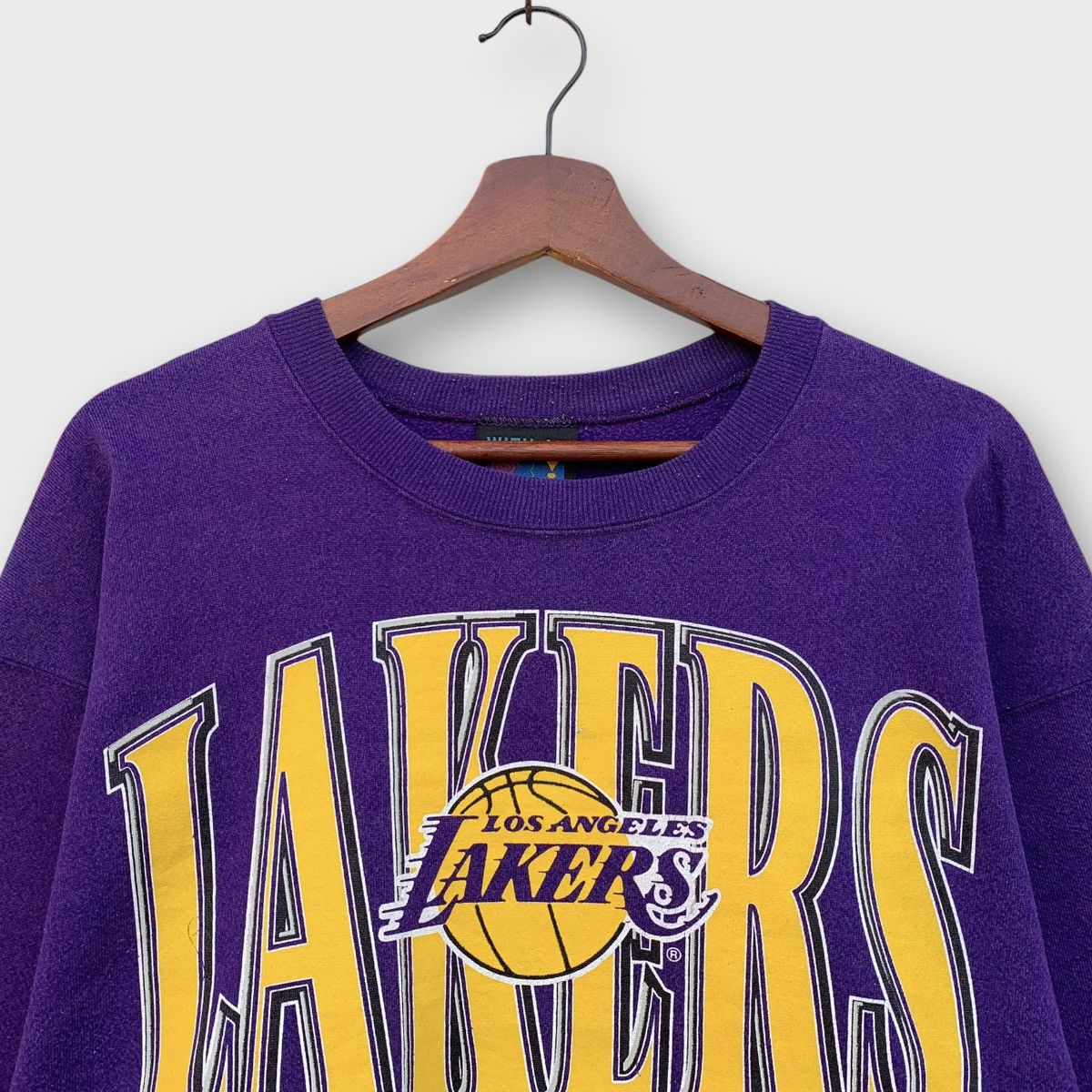 Logo 7 × NBA Rare! Vintage 90s NBA Lakers Sweatshirt Basketball Size L / US 10 / IT 46 - 3 Thumbnail