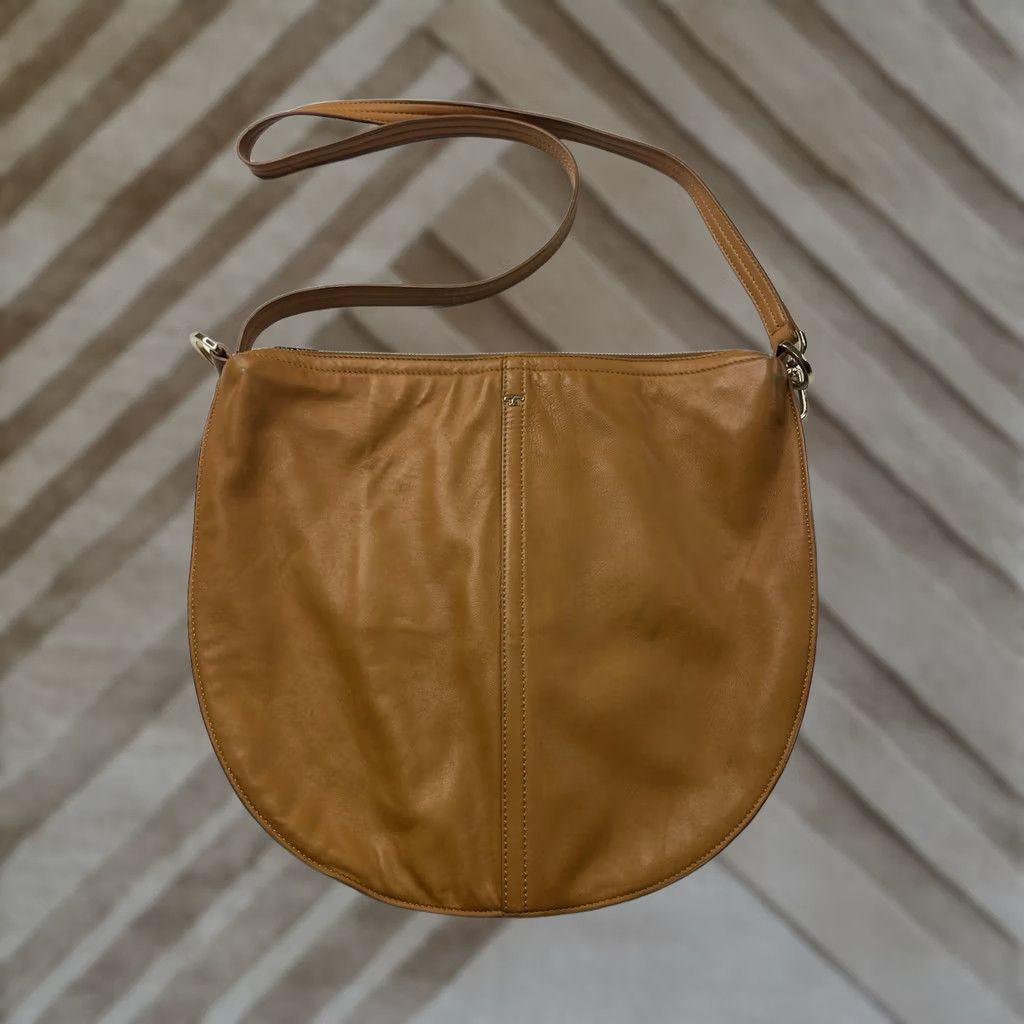 Tory Burch VINTAGE Tory Burch Leather Hobo Shoulder Bag Handbag Leather Gold Hardware Tan Brown Solid Zip Sides Classic Women Medium- Large Shoulder Strap 90s? Size ONE SIZE - 1 Thumbnail