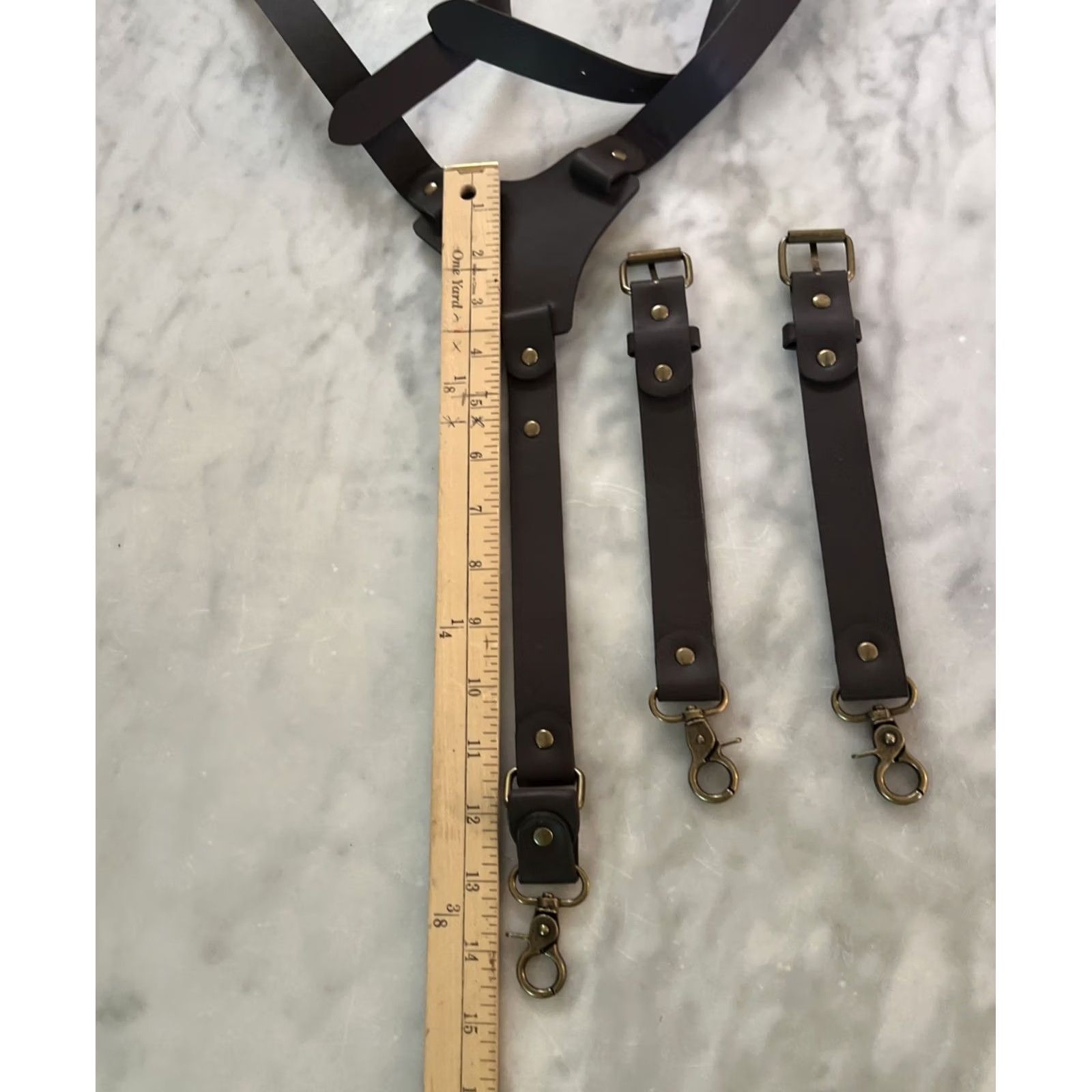 Vintage Unbranded Leather Suspenders Y-Back Heavy Duty 3 Metal Lobster Hooks Adjustable Brown Mens One Size BelT Clip Leather Size ONE SIZE - 6 Thumbnail