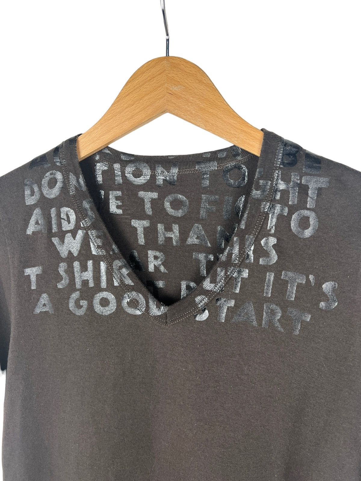 Maison Margiela Maison Margiela Staff AIDS Tshirt Size US S / EU 44-46 / 1 - 3 Thumbnail