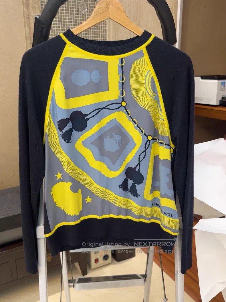 Hermes Hermes Black and Blue Cashmere Knit Top Size XS / US 0-2 / IT 36-38 - 1 Thumbnail