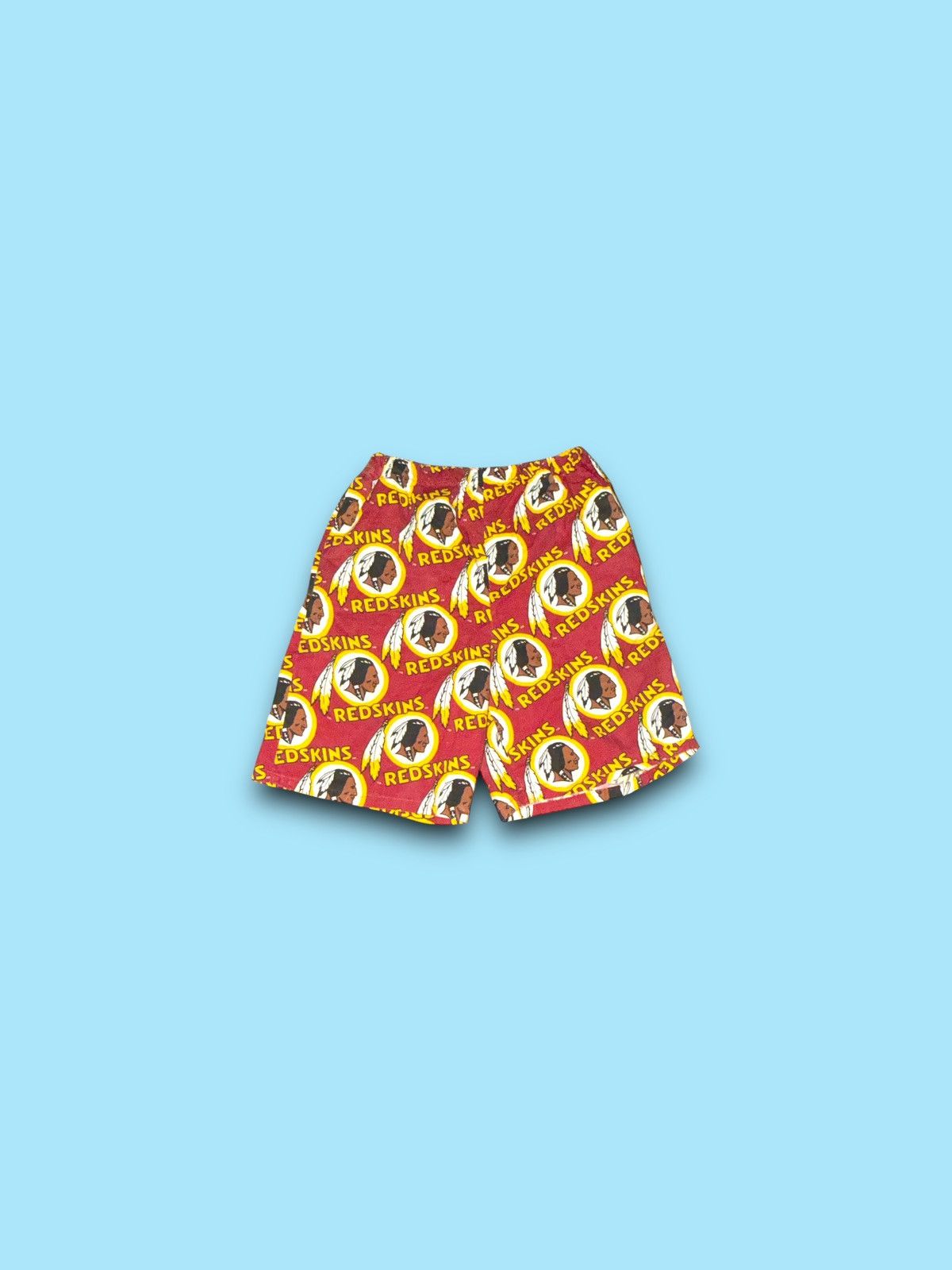 NFL Vintage Washington Redskins NFL AOP shorts men’s small Size US 30 / EU 46 - 1 Thumbnail