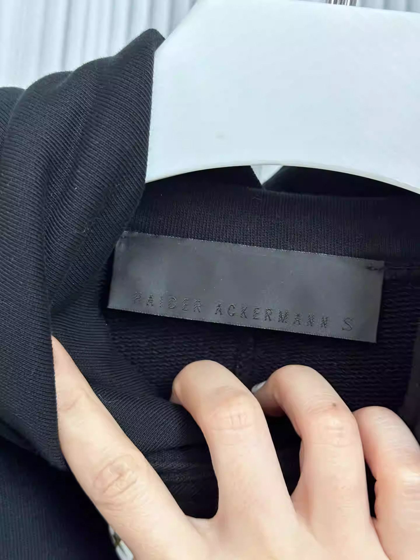 Haider Ackermann haider ackermann Solid Color Pullover Sweatshirt Size US S / EU 44-46 / 1 - 3 Thumbnail