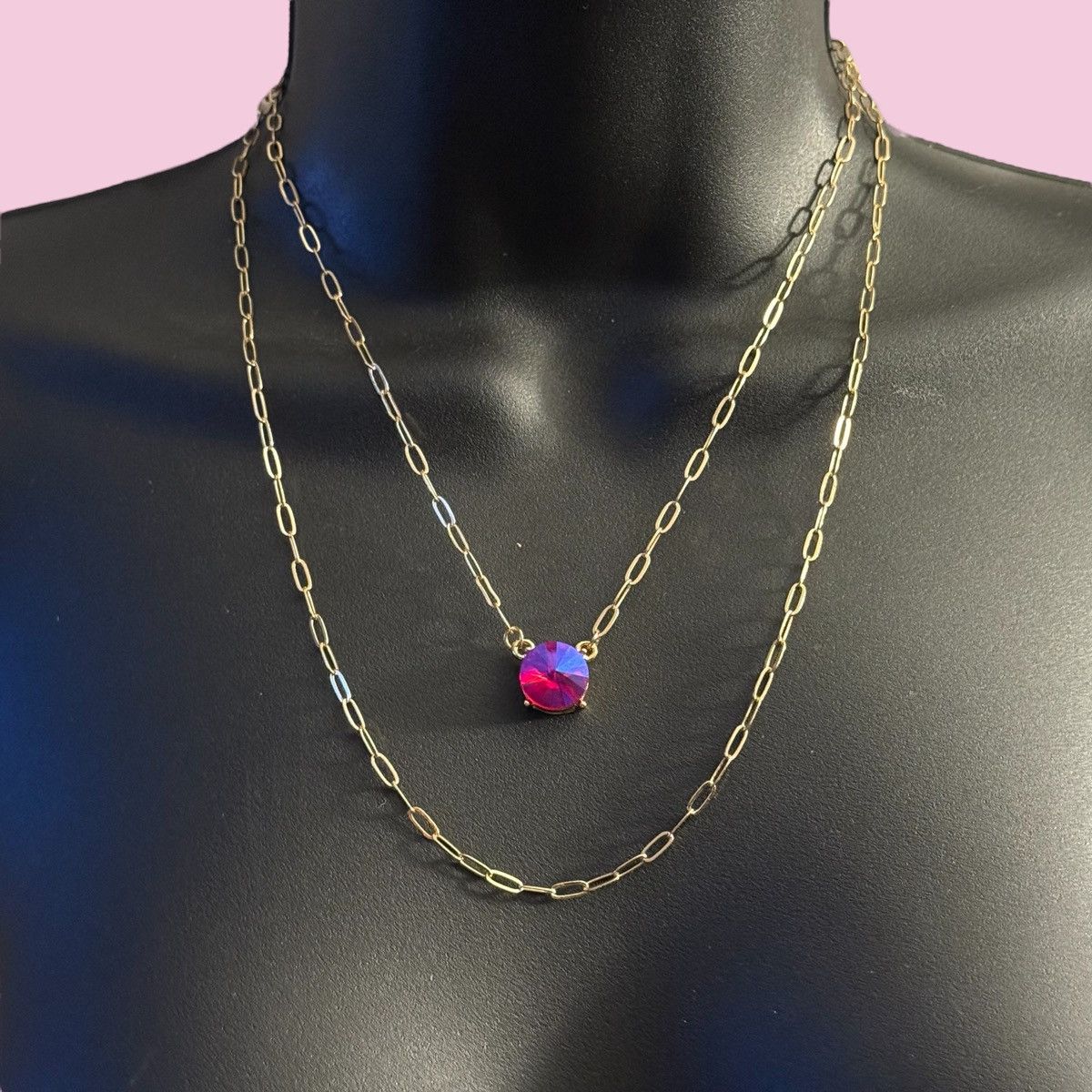 Other Gold tone layered iridescent hot pink stone pendant necklace Size ONE SIZE - 1 Thumbnail