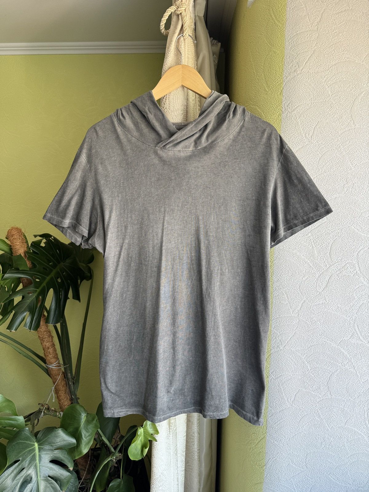 Vintage Vintage Stonewash Grey Hooded T-Shirt Avantgarde Owens Style Size US M / EU 48-50 / 2 - 2 Thumbnail