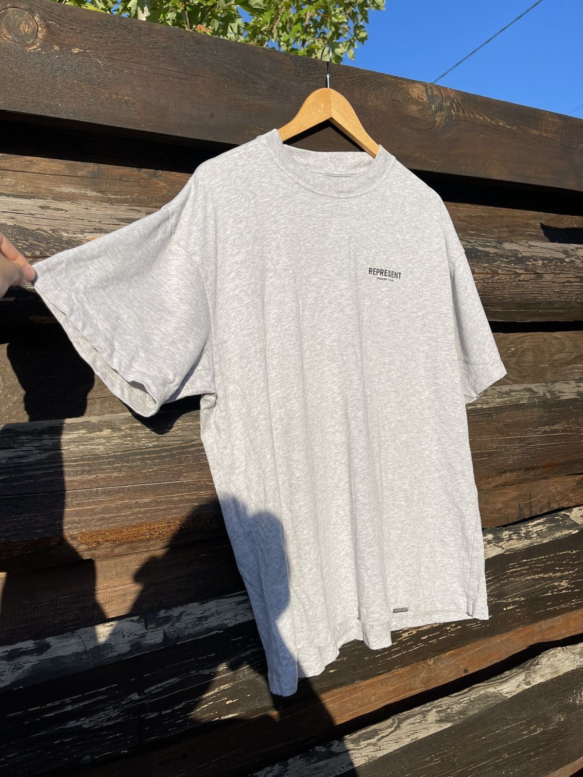 Represent Clo. Represent Owners Club Grey big logo t-shirt Size US M / EU 48-50 / 2 - 9 Thumbnail