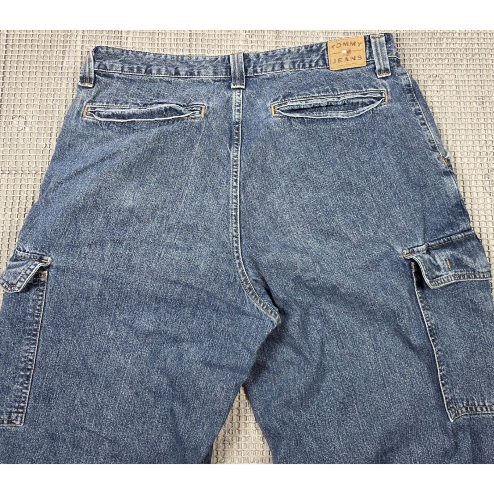 Tommy Hilfiger Vintage Tommy Hilfiger Jeans Cargo Baggy Wide Leg Y2K 2000s Grunge Logo 36x32 Size US 36 / EU 52 - 4 Thumbnail