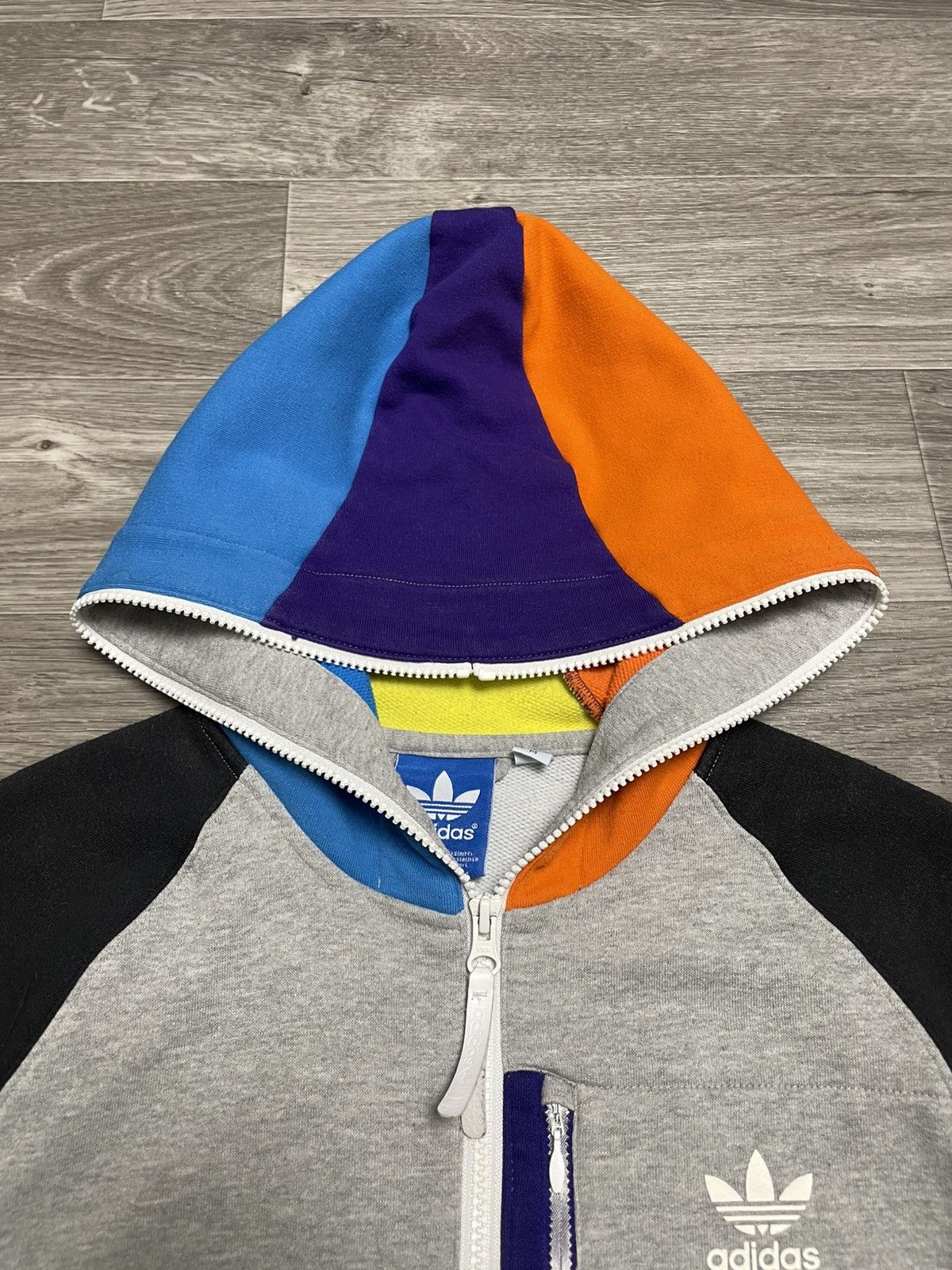 Adidas Vintage Adidas Multicolour Full Zip-Up Hoodie Y2K Rare Size US M / EU 48-50 / 2 - 11 Thumbnail