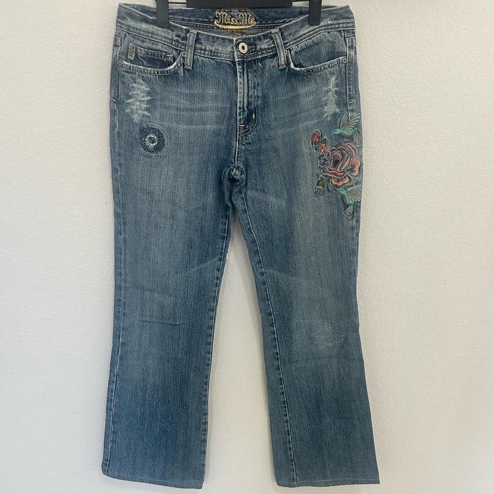 Designer Miss Me Jeans Marilyn Bootcut Embroidered Hummingbird 31 Size 31" - 2 Thumbnail