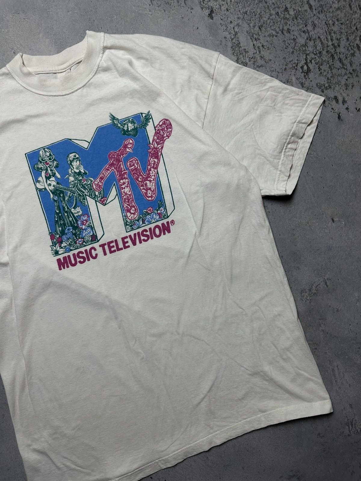 Mtv Vintage MTV Limited Edition Art Design Music Television 90’s Size US L / EU 52-54 / 3 - 4 Thumbnail