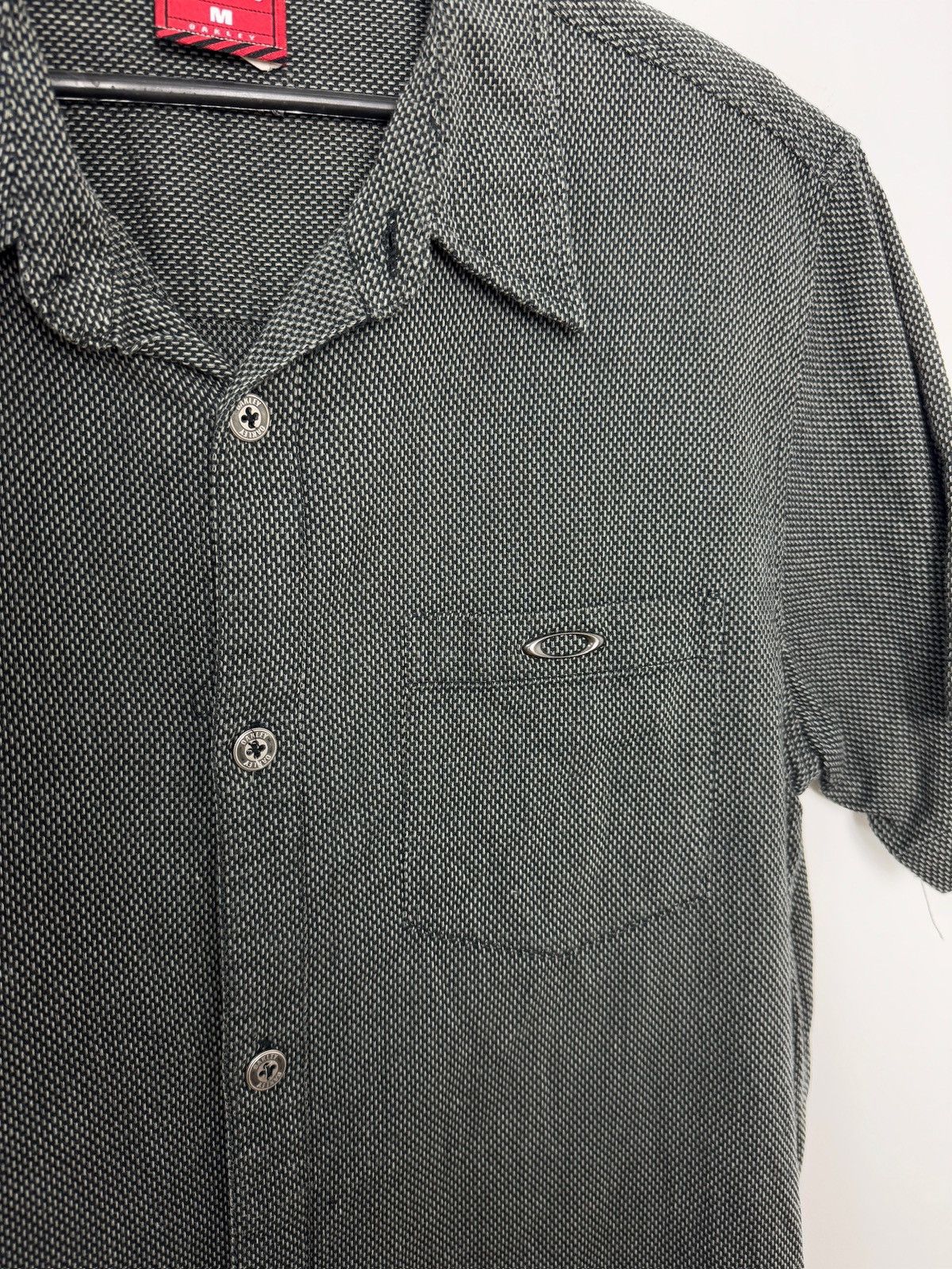 Oakley Oakley Logo Button UpsT-Shirt Size US L / EU 52-54 / 3 - 3 Thumbnail