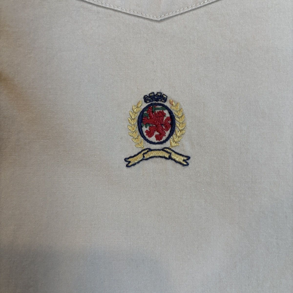 Tommy Hilfiger Vintage 90s Tommy Hilfiger Crest Logo Button Down - Tan Size US XL / EU 56 / 4 - 4 Thumbnail