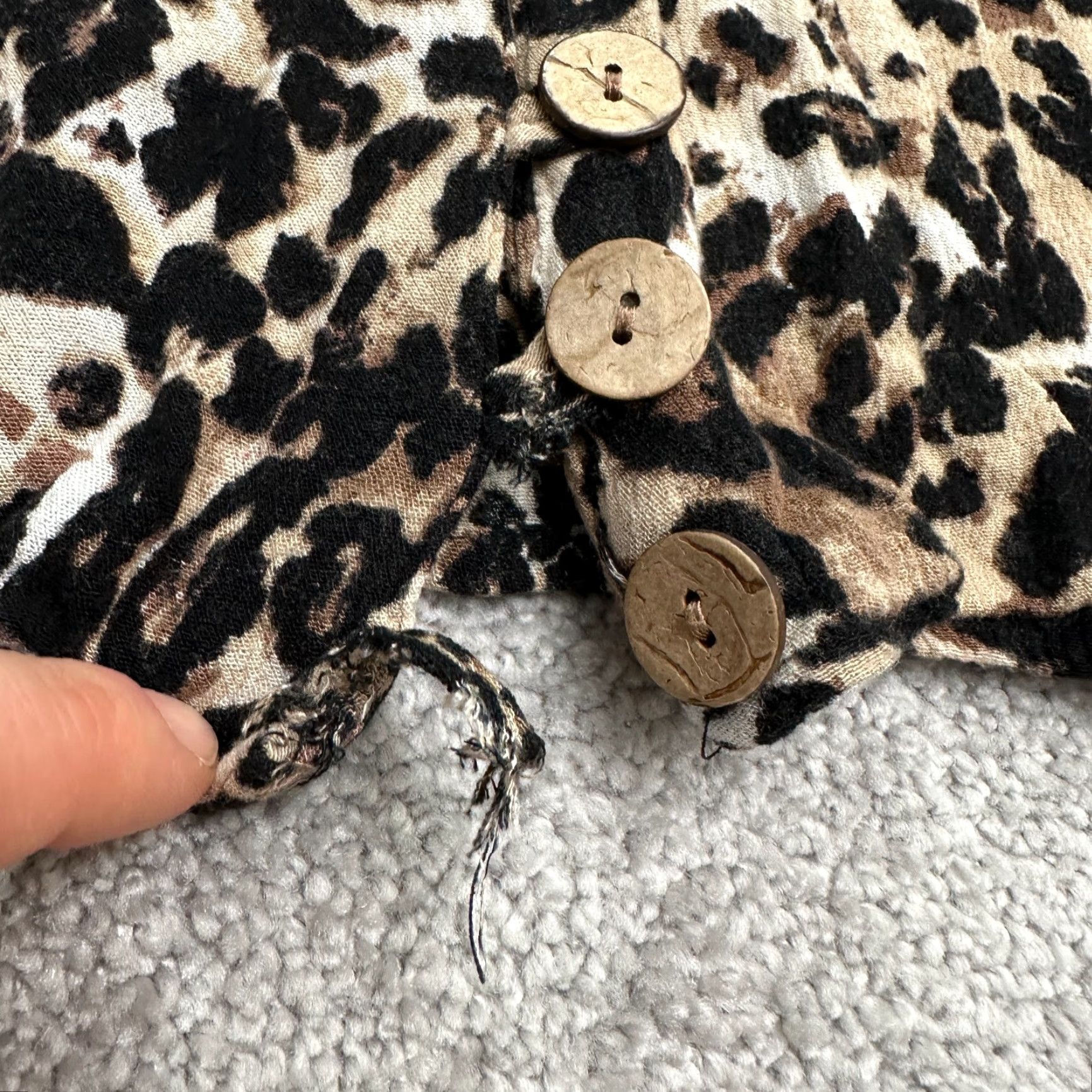 Vintage Unbranded Leopard Cropped Top Womens Small Brown Black Button Down Short Sleeve Size S / US 4 / IT 40 - 4 Thumbnail
