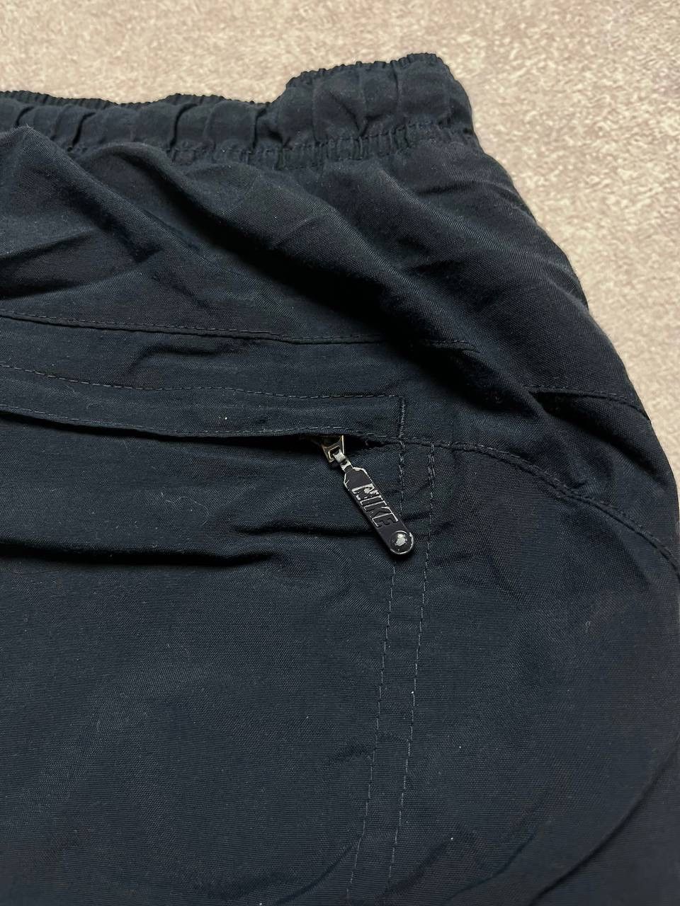 Nike × Vintage Vintage Nike Swoosh Baggy Nylon Trackpants Y2K L Size US 34 / EU 50 - 6 Thumbnail