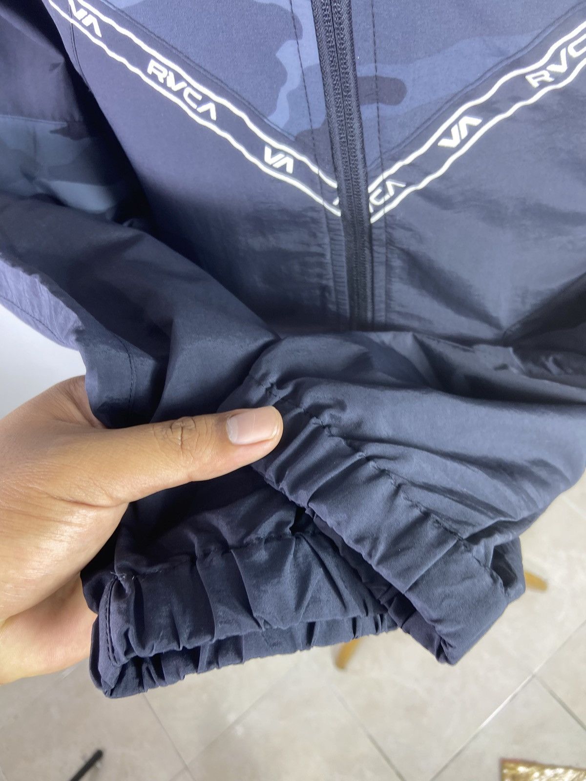 RVCA RVCA Light Jacket New With Tag Size US XL / EU 56 / 4 - 9 Thumbnail
