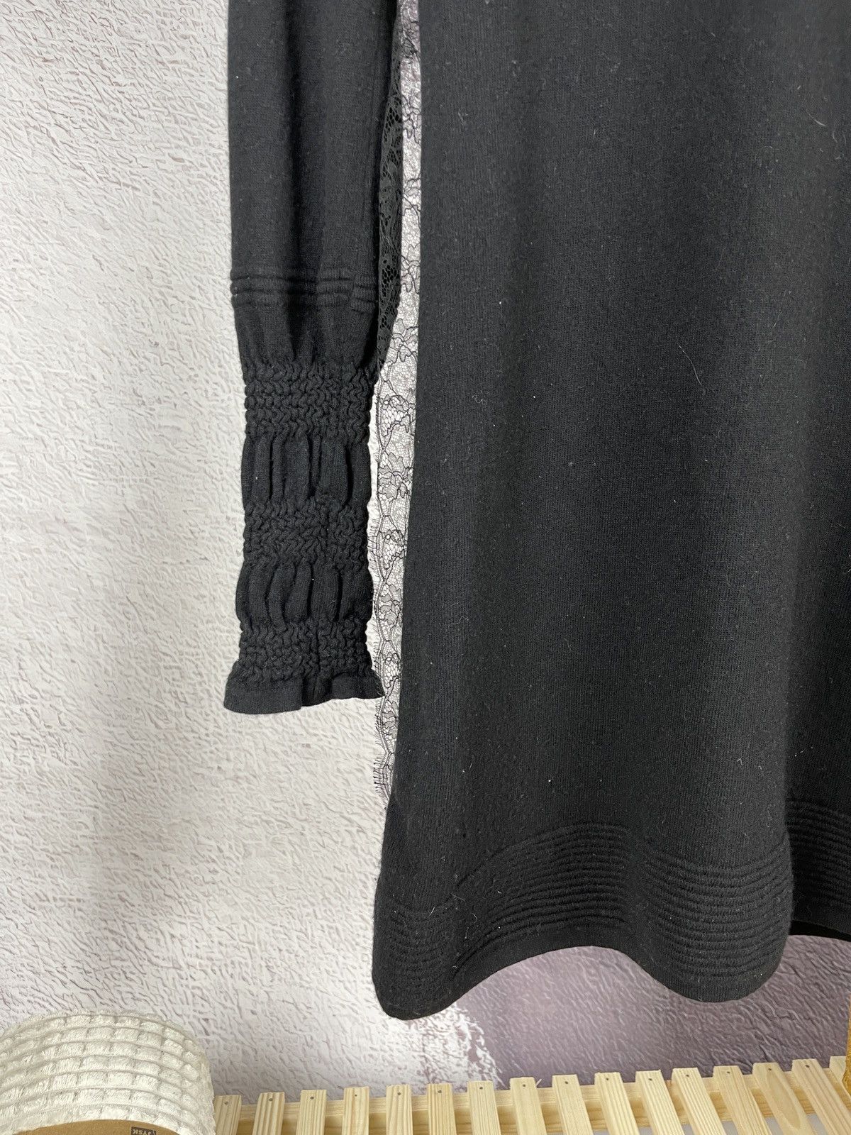 Christian Lacroix Christian Lacroix wool fitted black classic midi dress Size S / US 4 / IT 40 - 3 Thumbnail