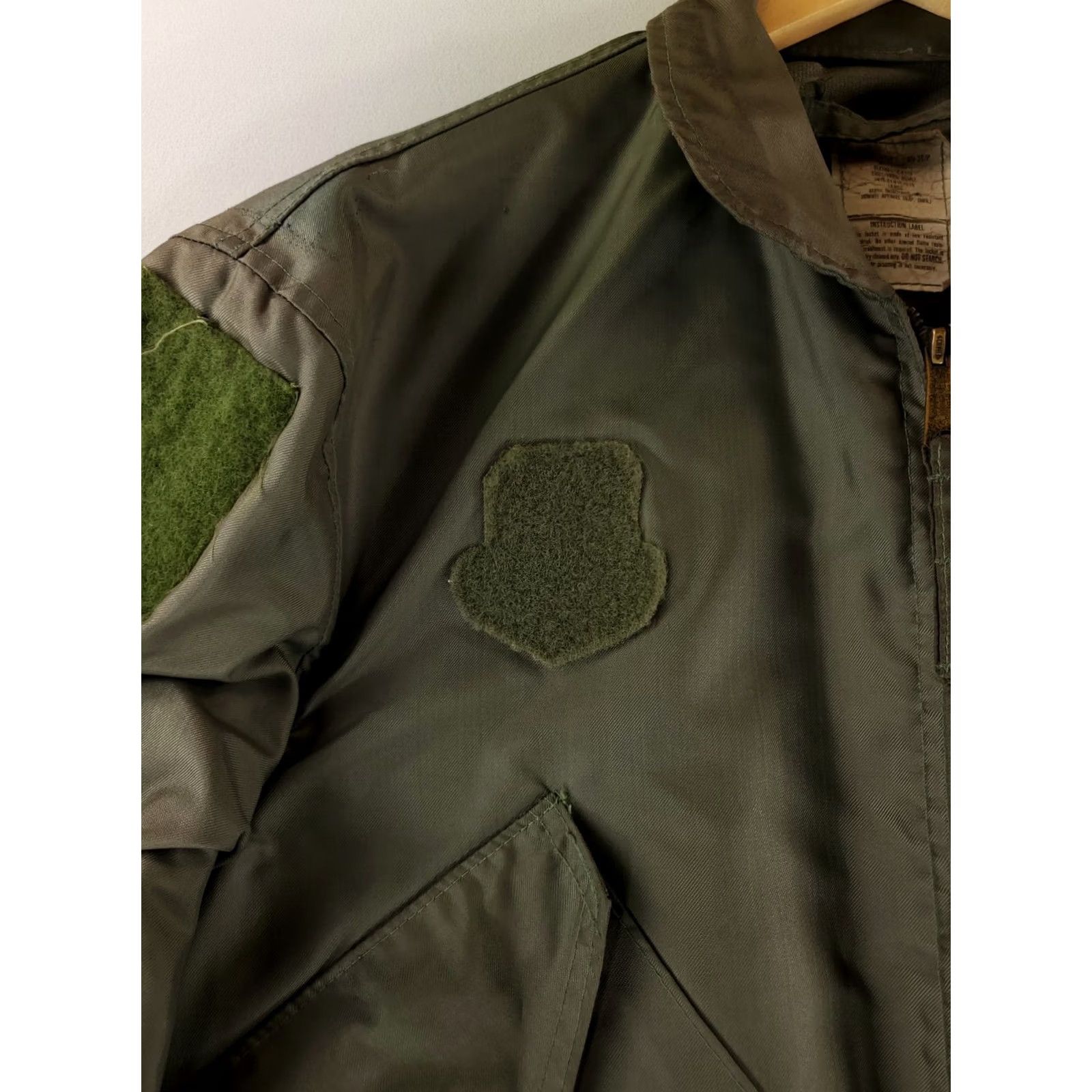 Alpha Industries Alpha Industries USAF Flyers Jacket 100% Nomex CWU-36/P Sage Green Bomber Jacket L Men Green Size US L / EU 52-54 / 3 - 5 Thumbnail